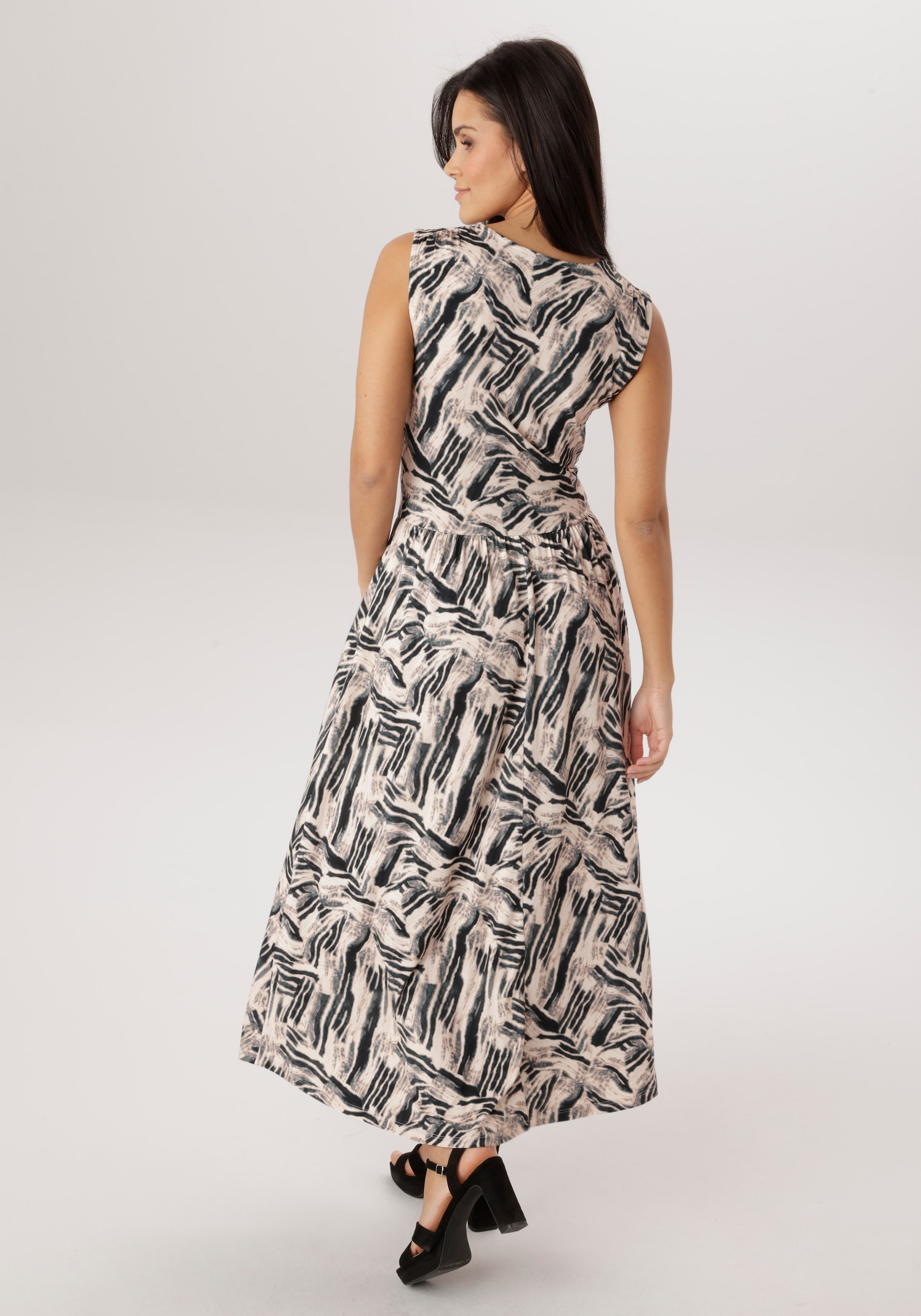 Aniston SELECTED Sommerkleid Eingrifftaschen mit zwei praktischen Eingrifftaschen - NEUE KOLLETION