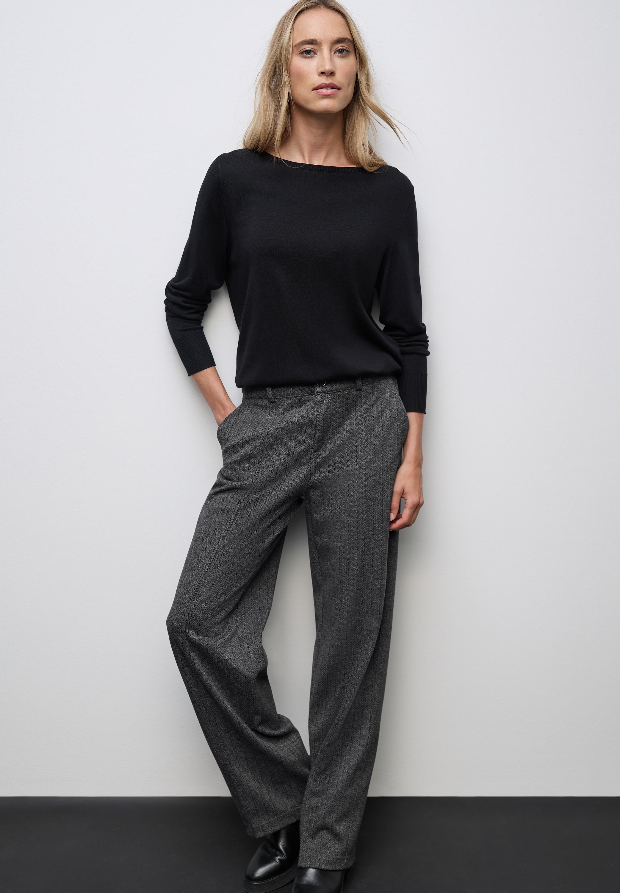STREET ONE Pantalon en tissu  aspect rayures fines