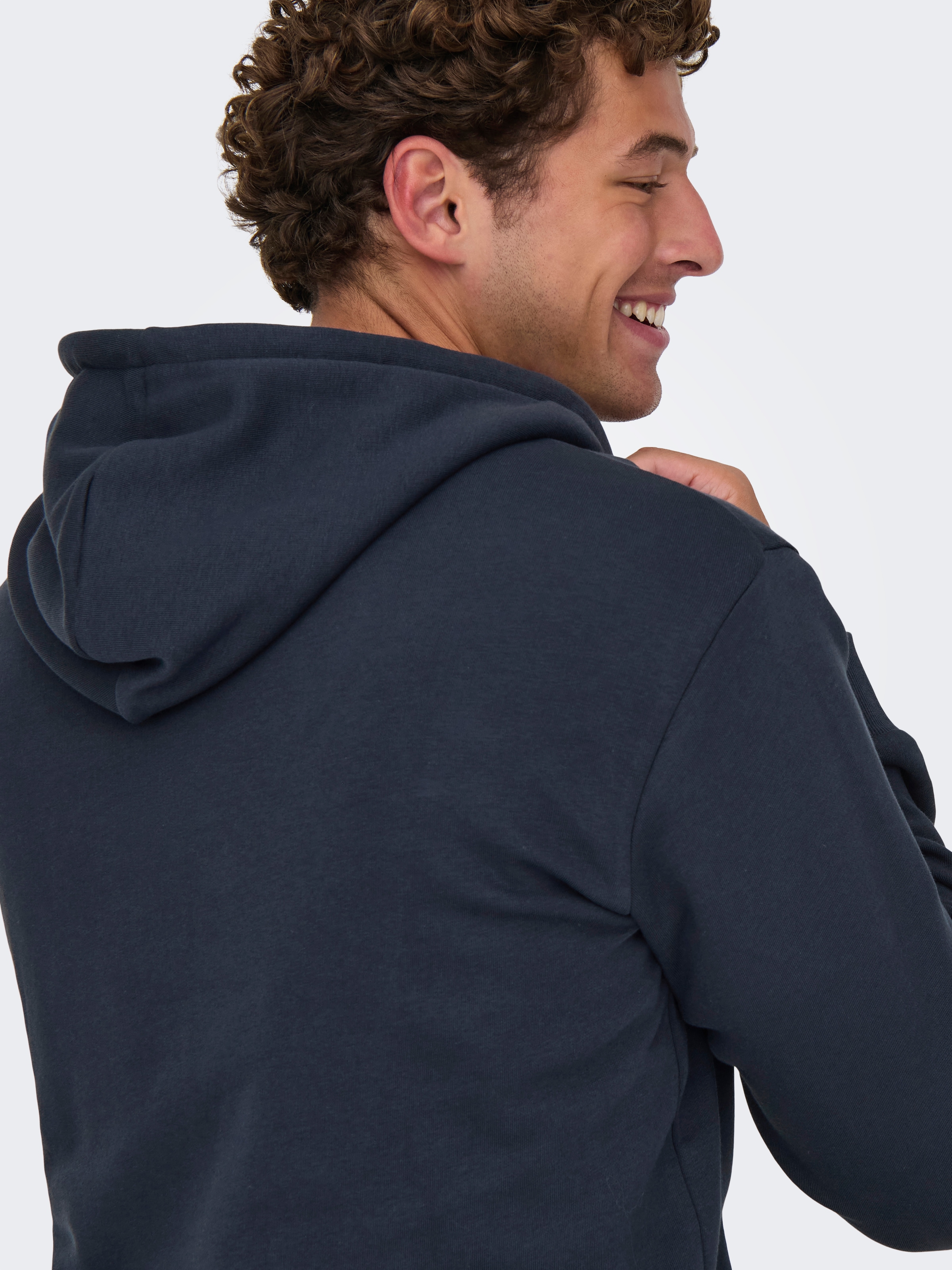 ONLY & SONS Sweat à capuche »ONSCERES ZIP THR. HOODIE SWEAT NOOS«