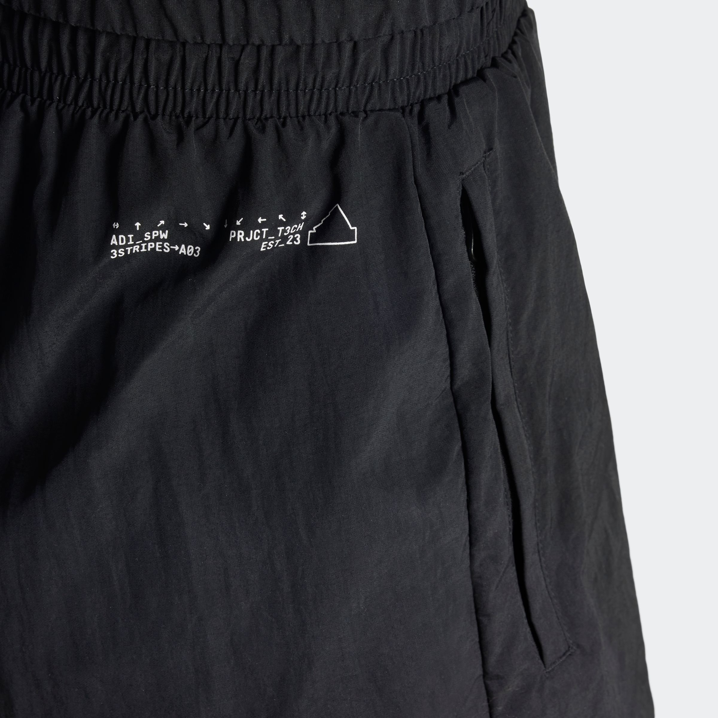 adidas Sportswear Shorts »CITY ESCAPE WOVEN«