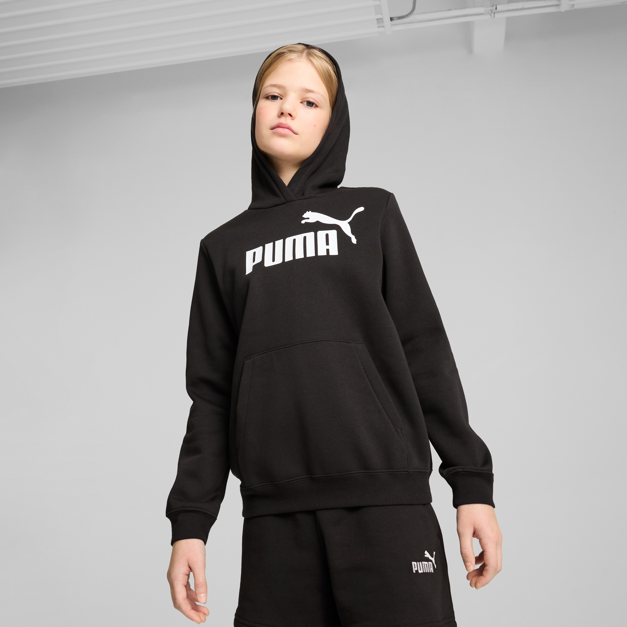 PUMA Kapuzensweatshirt »ESS NO 1 LOGO HOODIE FL G«, mit verstellbarer Kapuze, mit Kängurutasche
