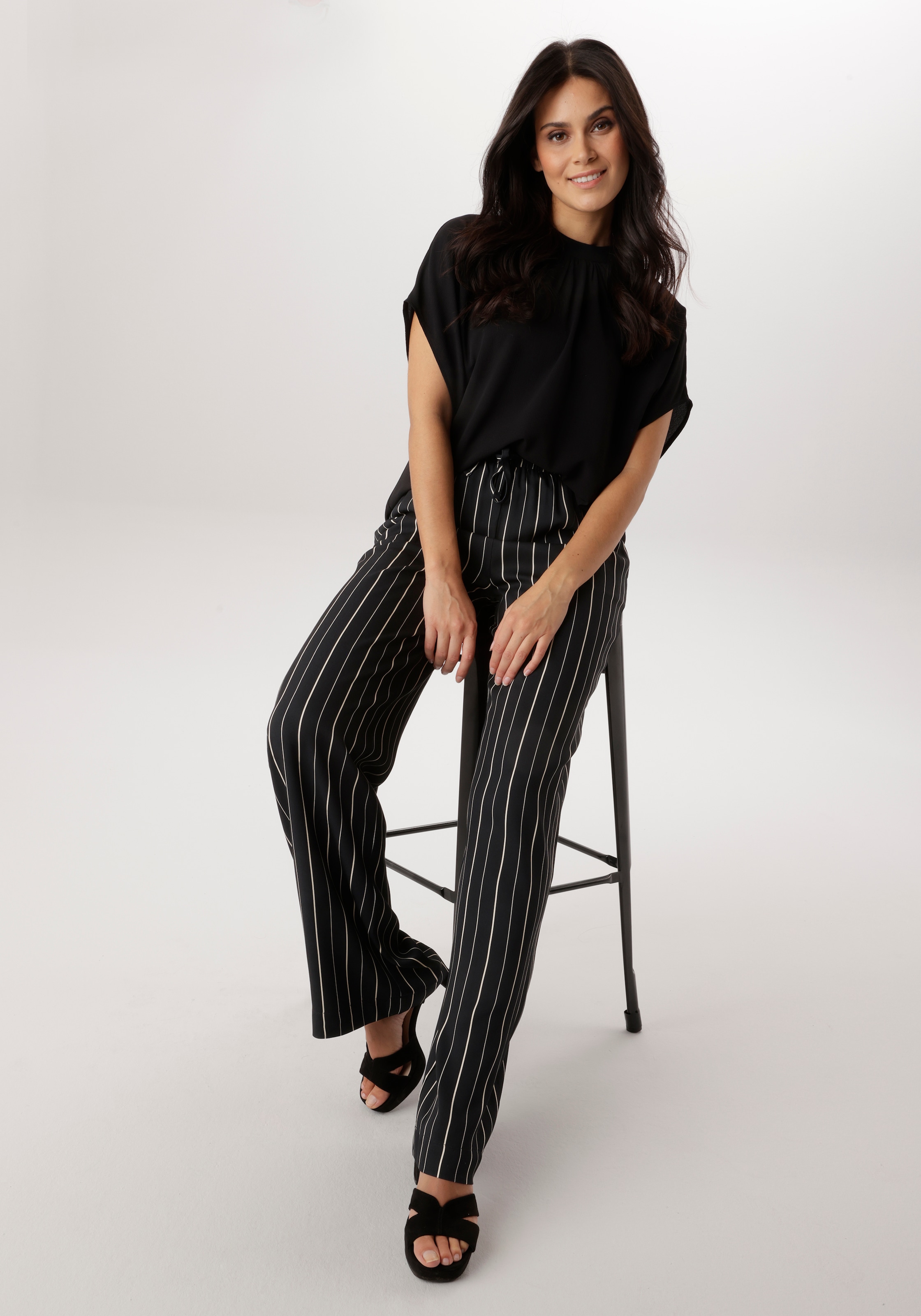 Aniston SELECTED Pantalon à enfiler  mit trendigen Streifendessin - NEUE KOLLEKTION