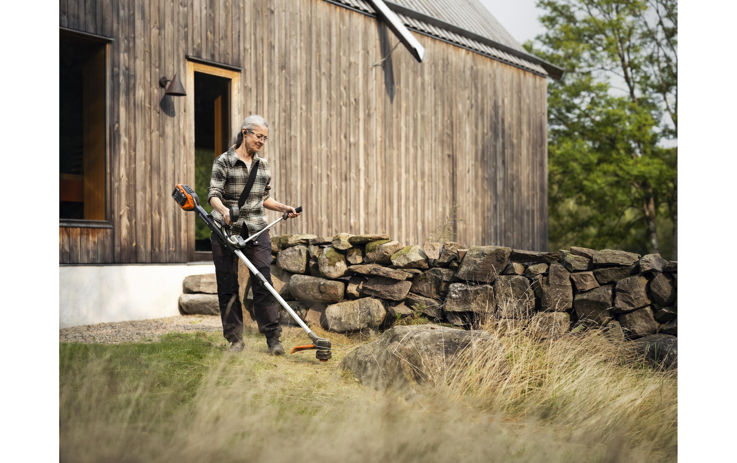 Husqvarna Coupe-bordures sans fil »220iR 36 V« Akku-Rasentrimmer mit Teleskopschaft und bürstenlosem Motor