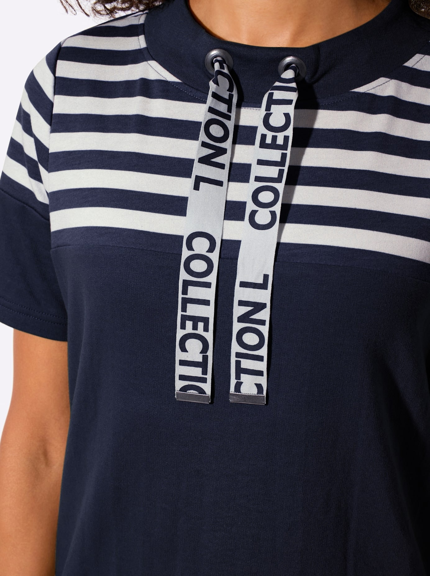 Casual Looks Sweatshirt
