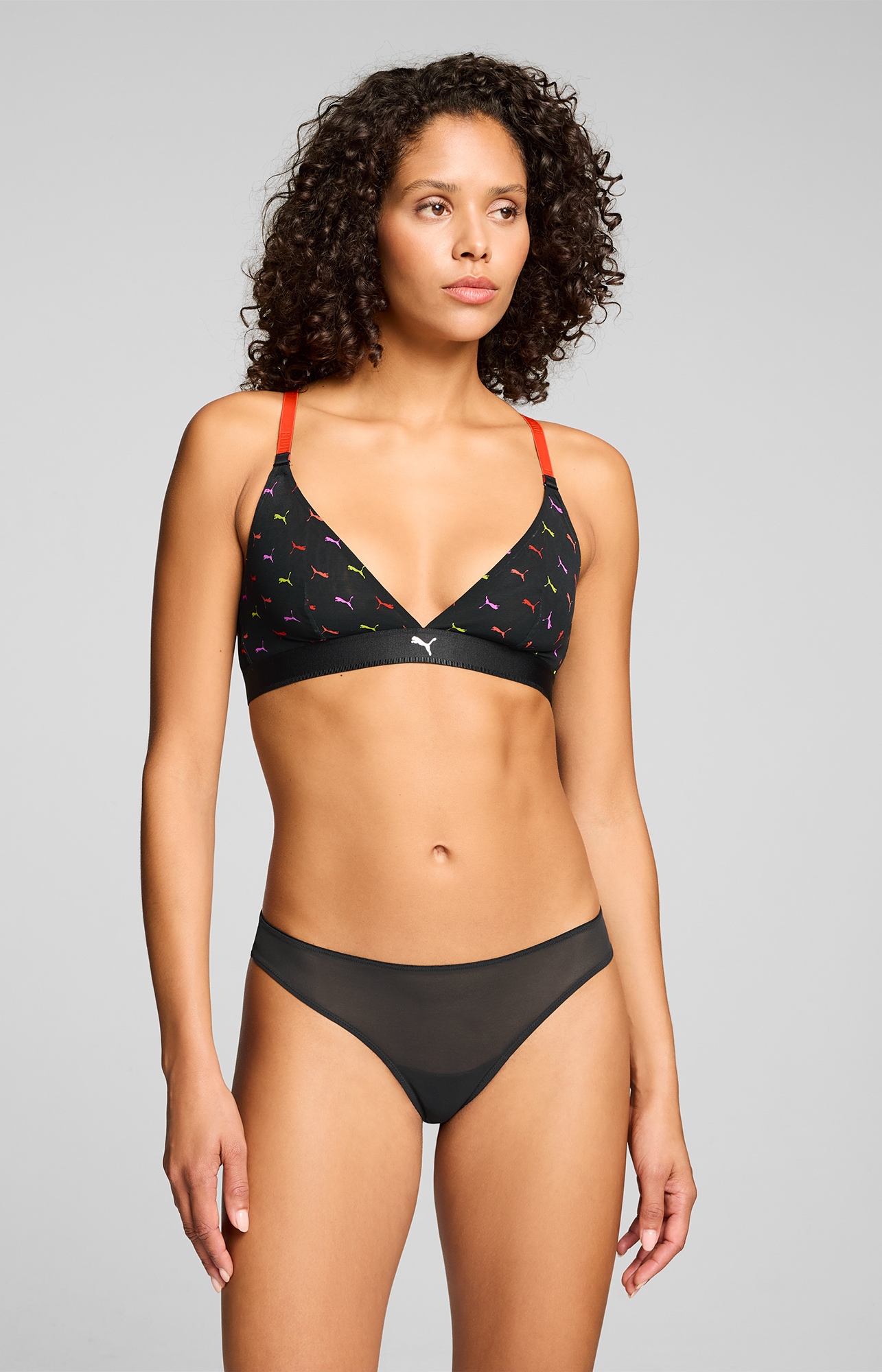 PUMA String »PUMA WOMEN PRINTED MESH STRINGS« mit buntem allover Print, mit Mesh-Details