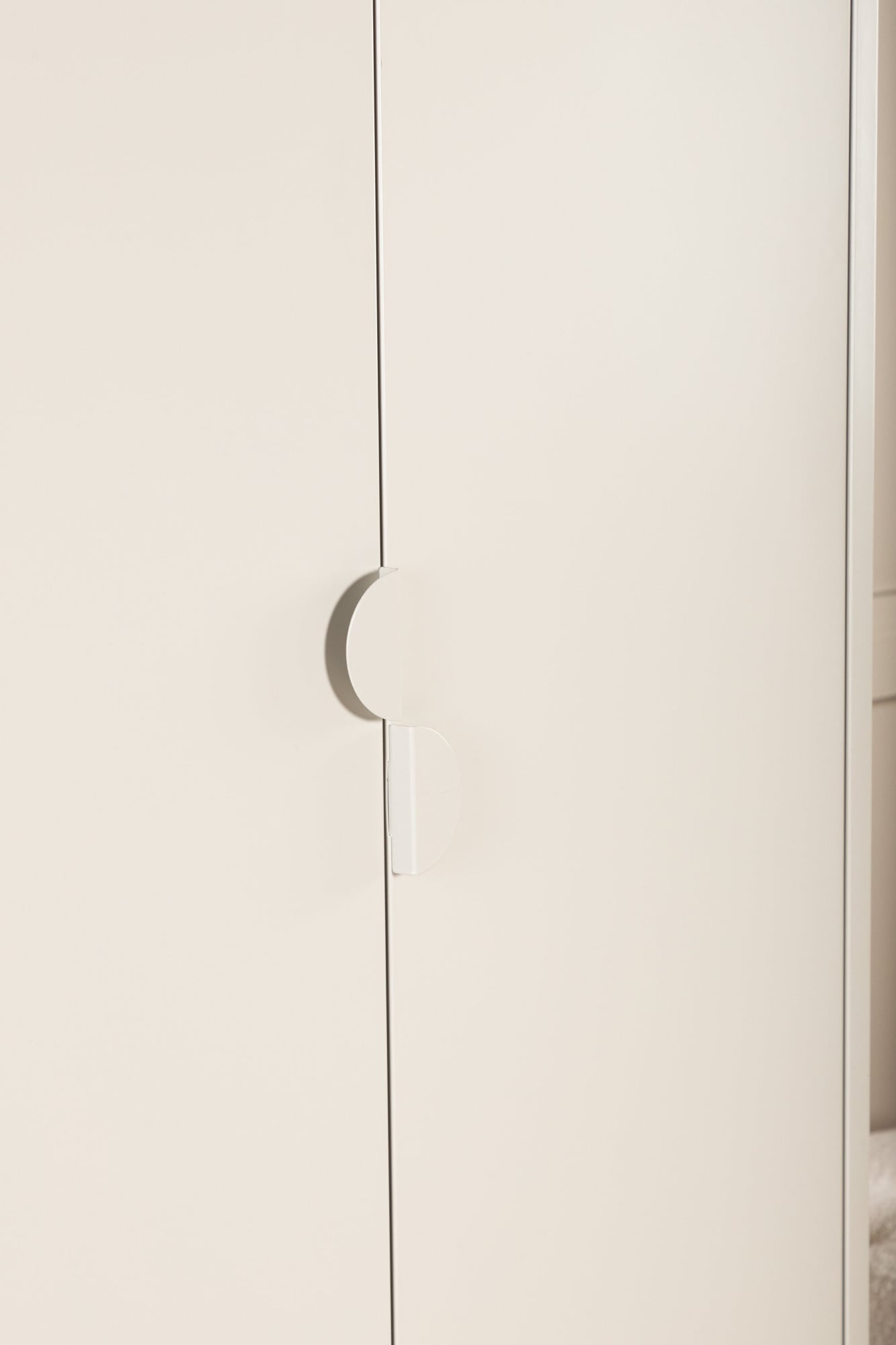 Venture Home Armoire vestiaire »Piring, Stauraumschrank aus Stahl, 2 Türen, Höhe 183 cm« Armoire à vêtements, revêtement en poudre, tringle, étagères, moderne