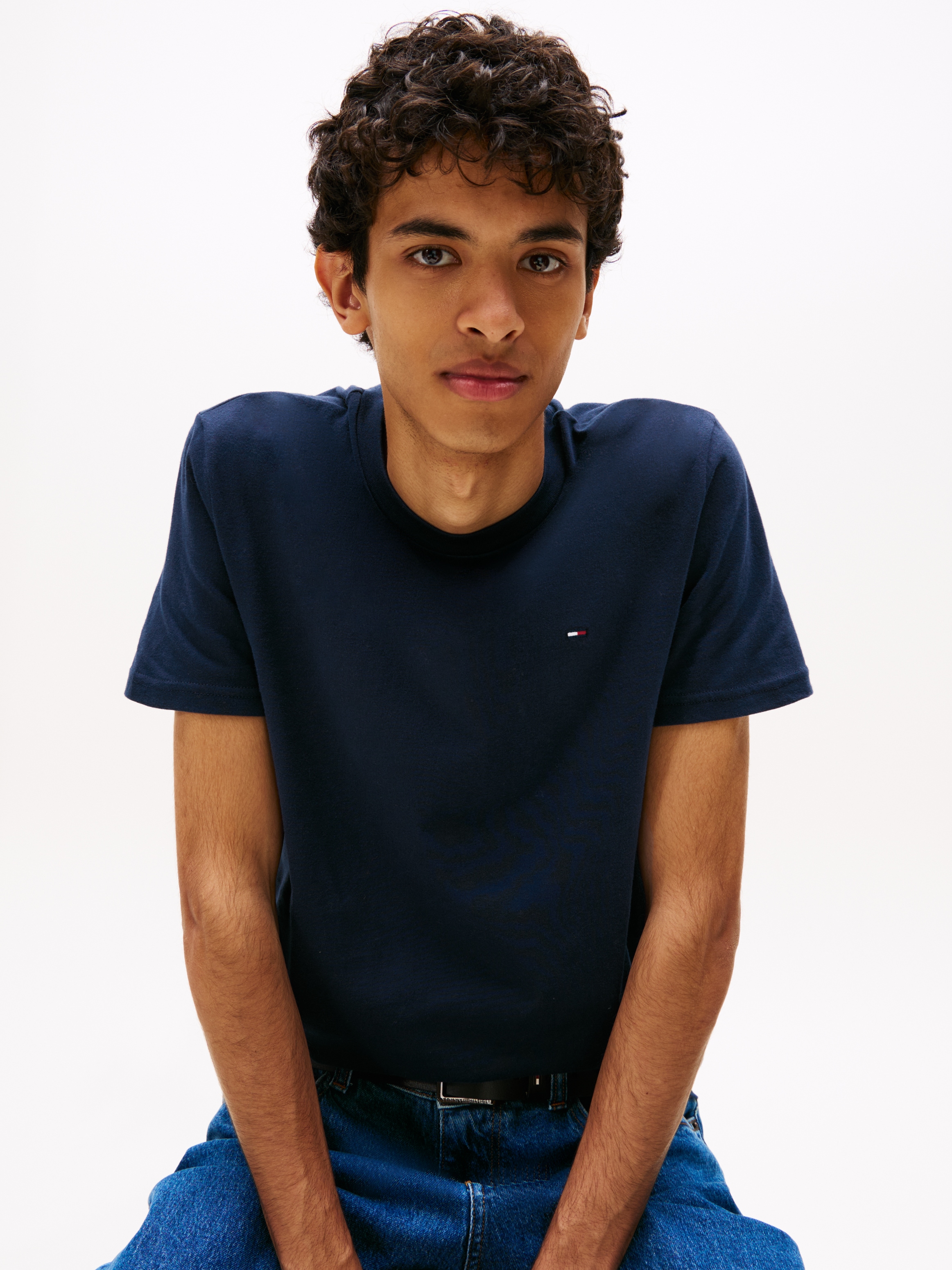 Tommy Jeans Shirt à col rond »TJM XSLIM 2PACK JERSEY TEE EXT« Packung, 2er-Pack,  Logostickerei, 2Pack