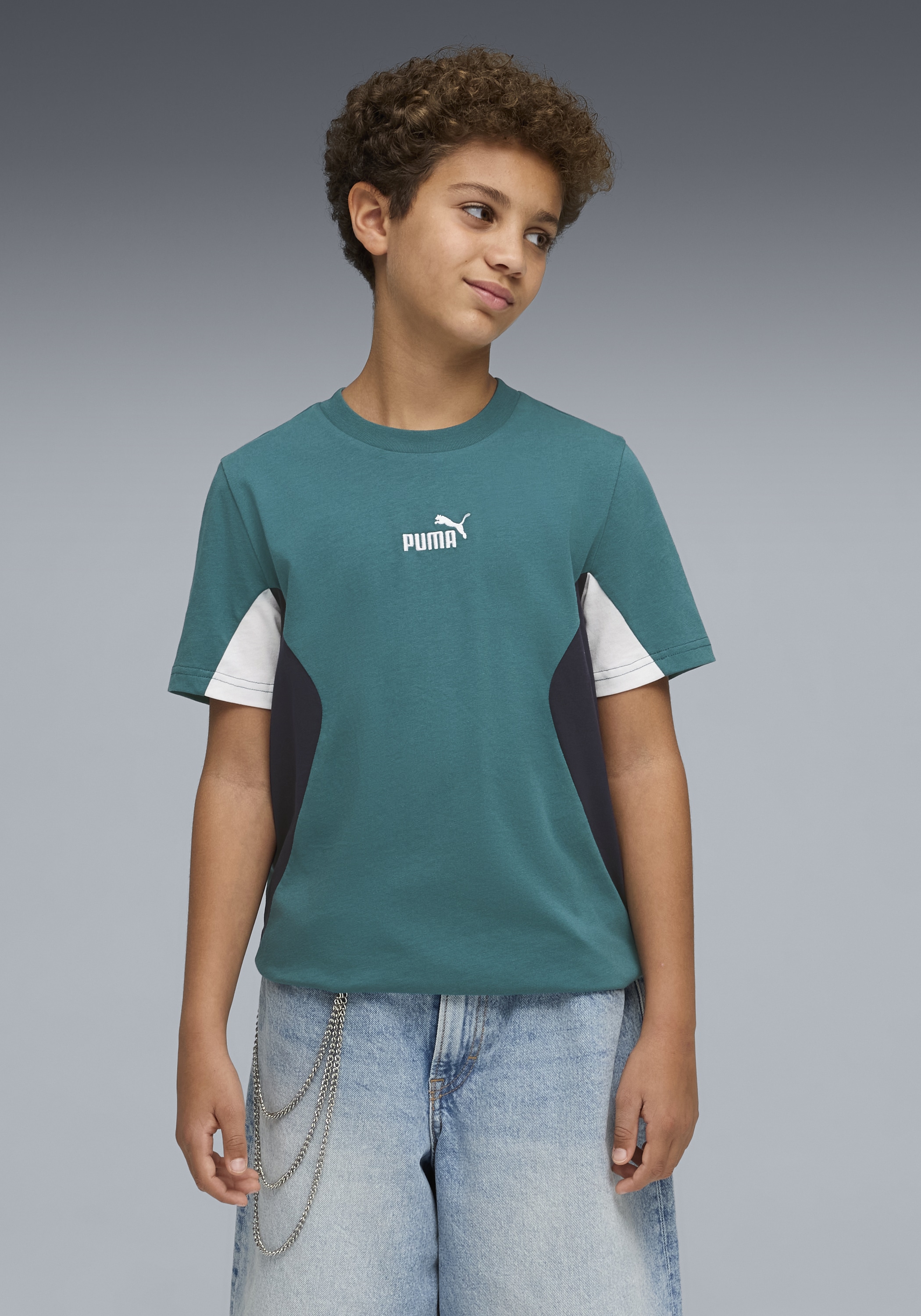 PUMA T-Shirt »ESS BLOCK TEE B« Kurzarm, Rundhalsausschnitt, ohne Kapuze