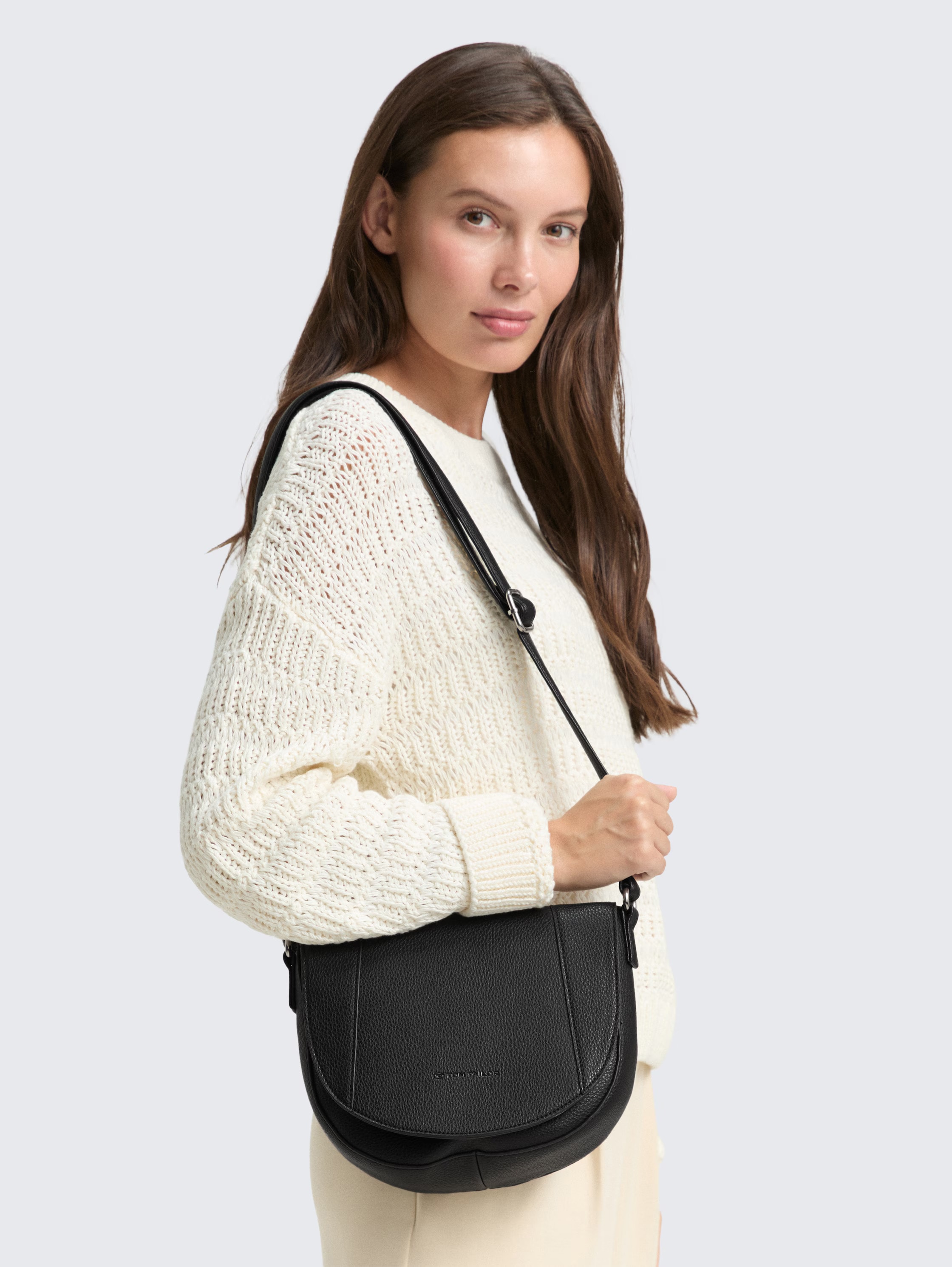 TOM TAILOR Sac à bandoulière »Dahlia« similicuir doux au look moderne avec bords contrastants et logo fin