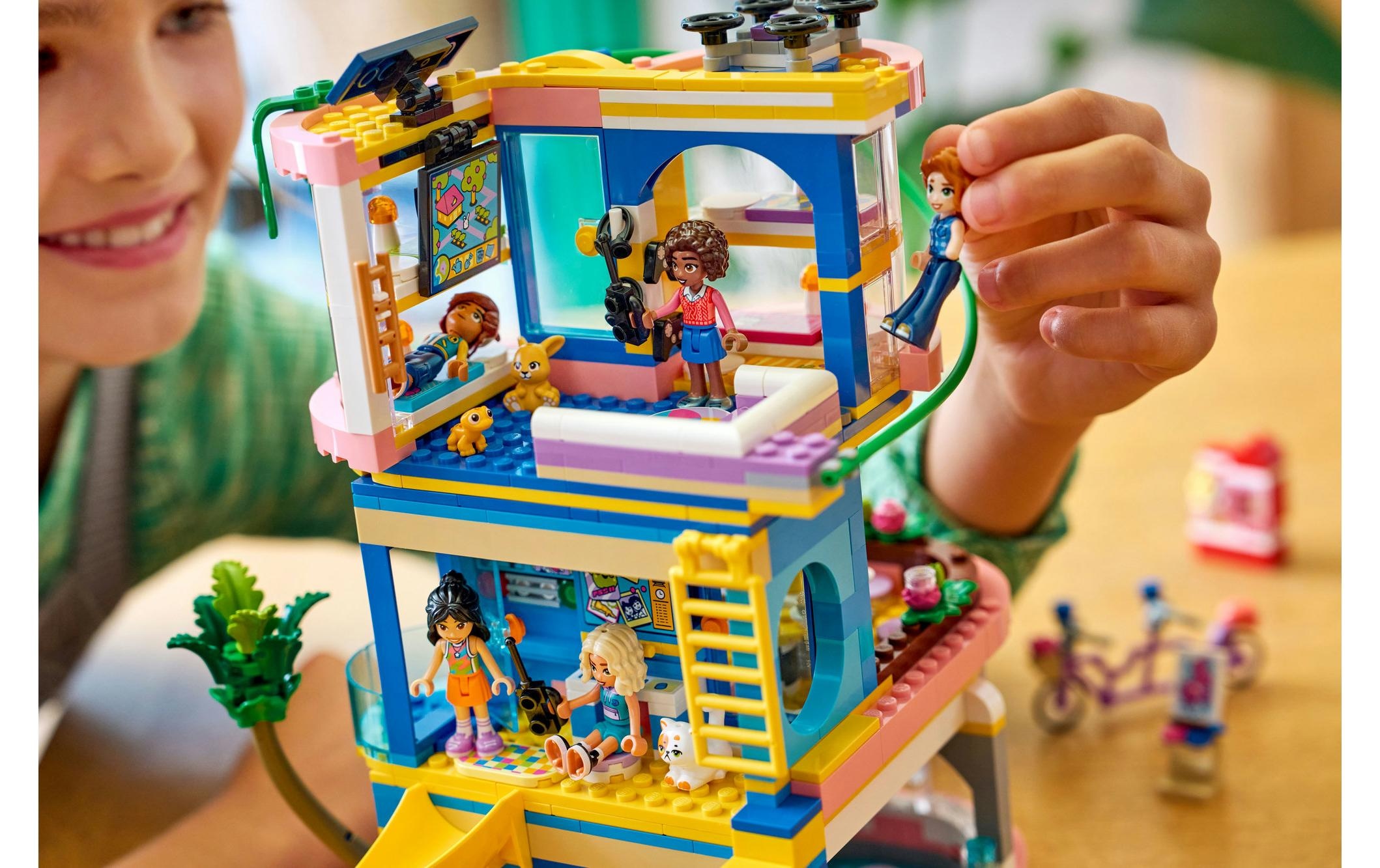   Konstruktionsspielsteine »Friends Heartlake City Clubhaus der Freunde 42689« Kategorie: Alltägliches