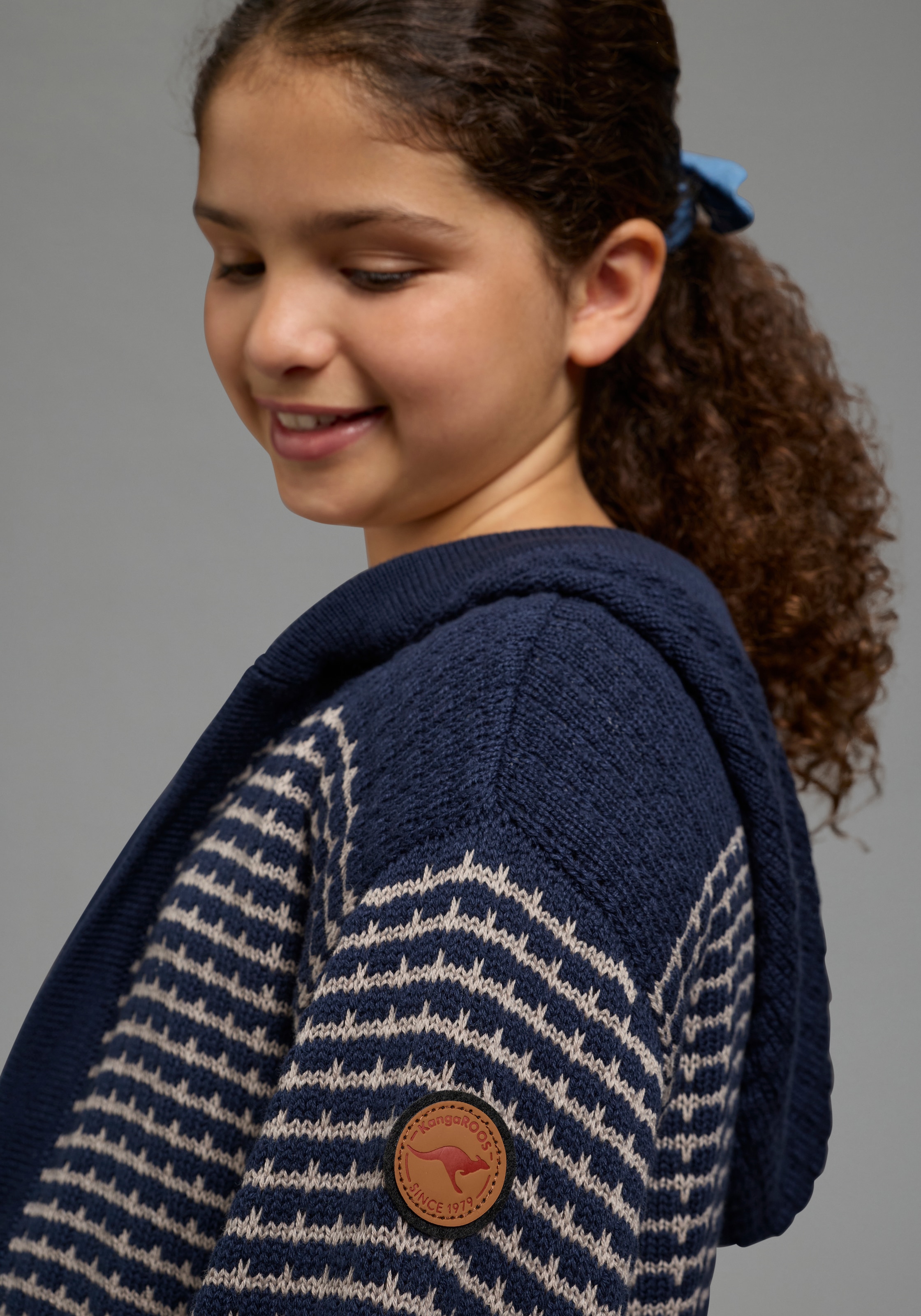 KangaROOS Veste en tricot »Long-Strickjacke mit modischen Ringelmuster von KangaROOS« Long gilet, coupe décontractée, qualité grosse maille