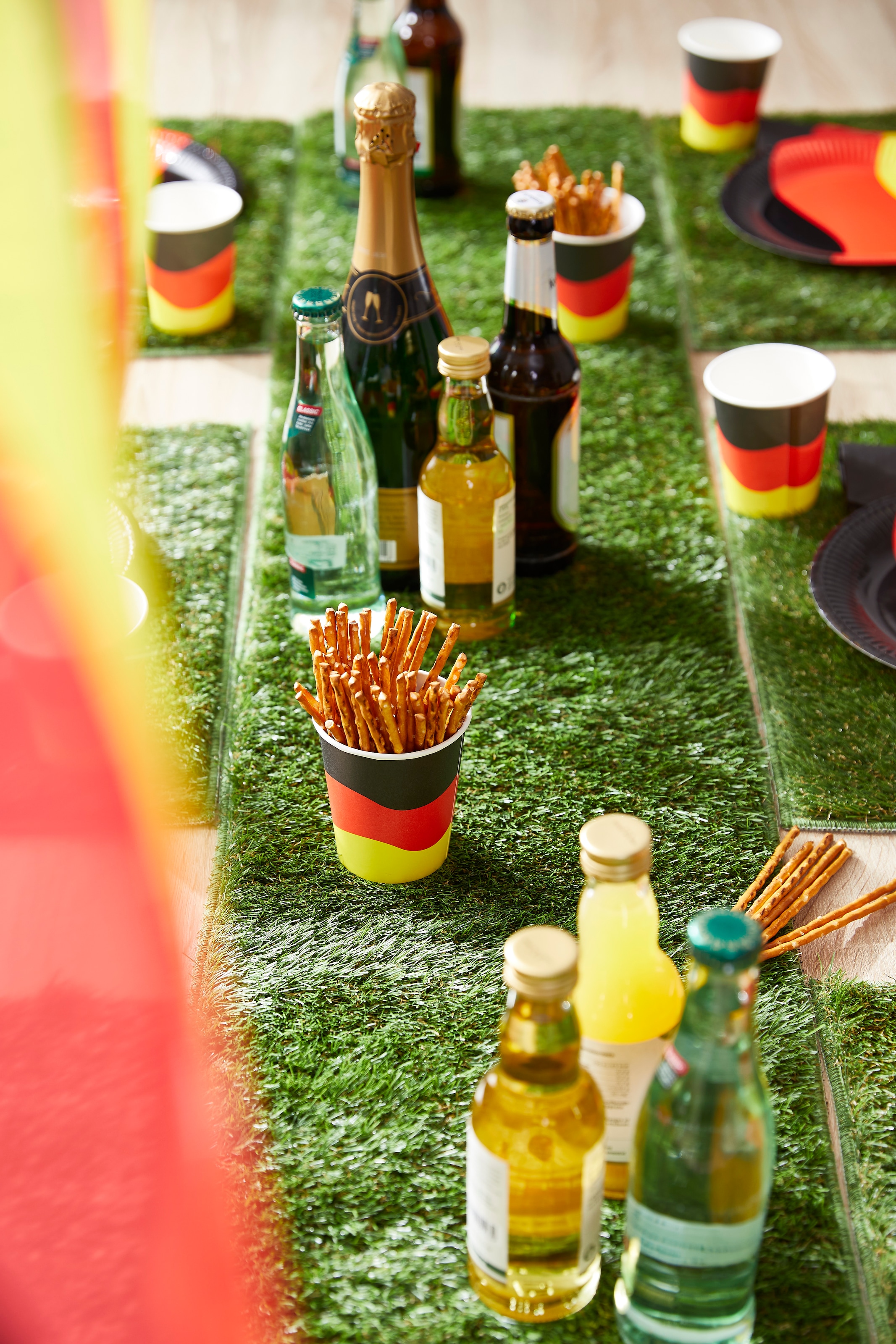 Andiamo Platzset »Kuba, ideale Tischdeko für Fussball Fans« Tischset 30/45 cm, Kunstrasen, natürliche Optik, waschbar