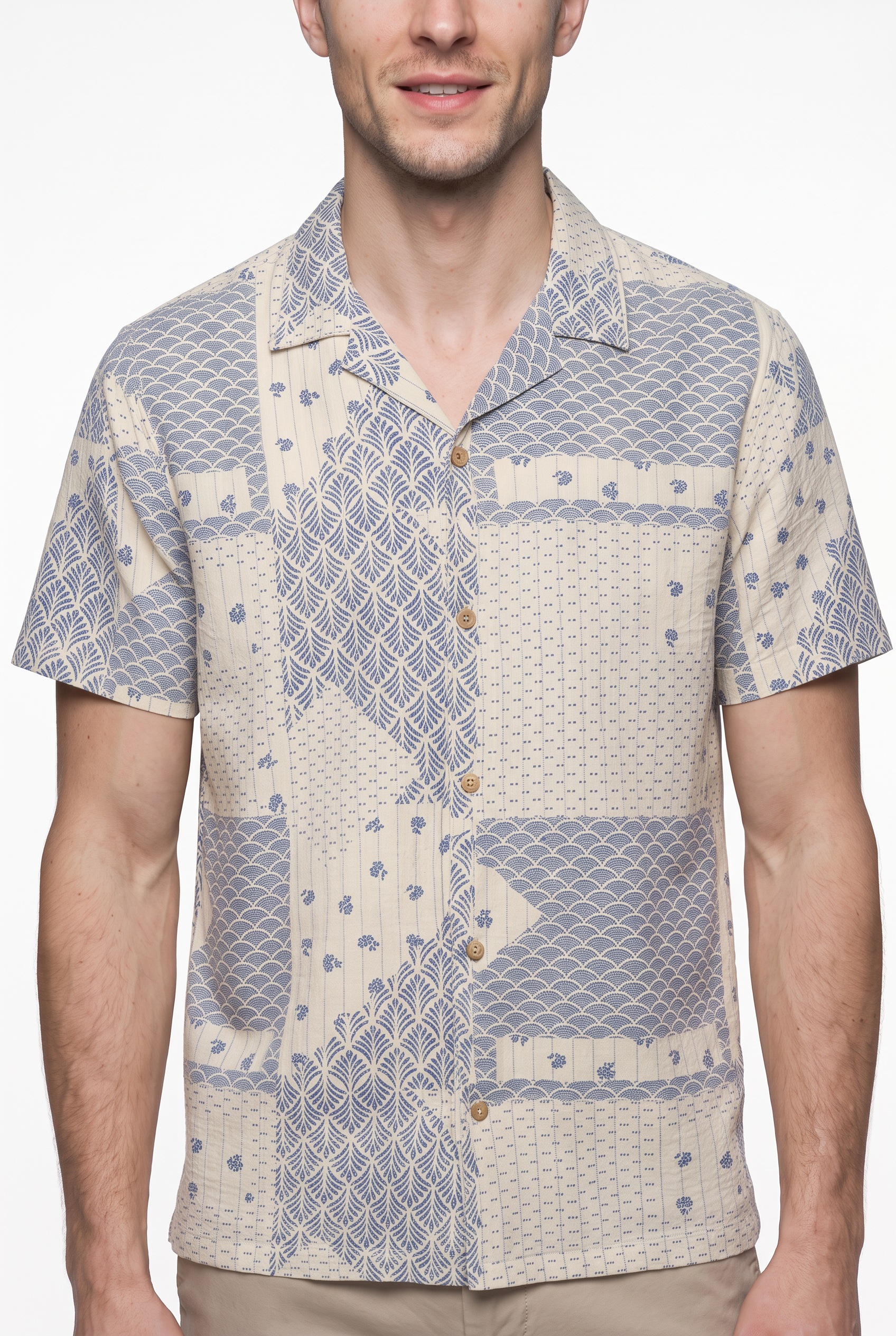 Pepe Jeans Chemise à manches courtes »PISARROT« avec coutures décoratives, à motifs