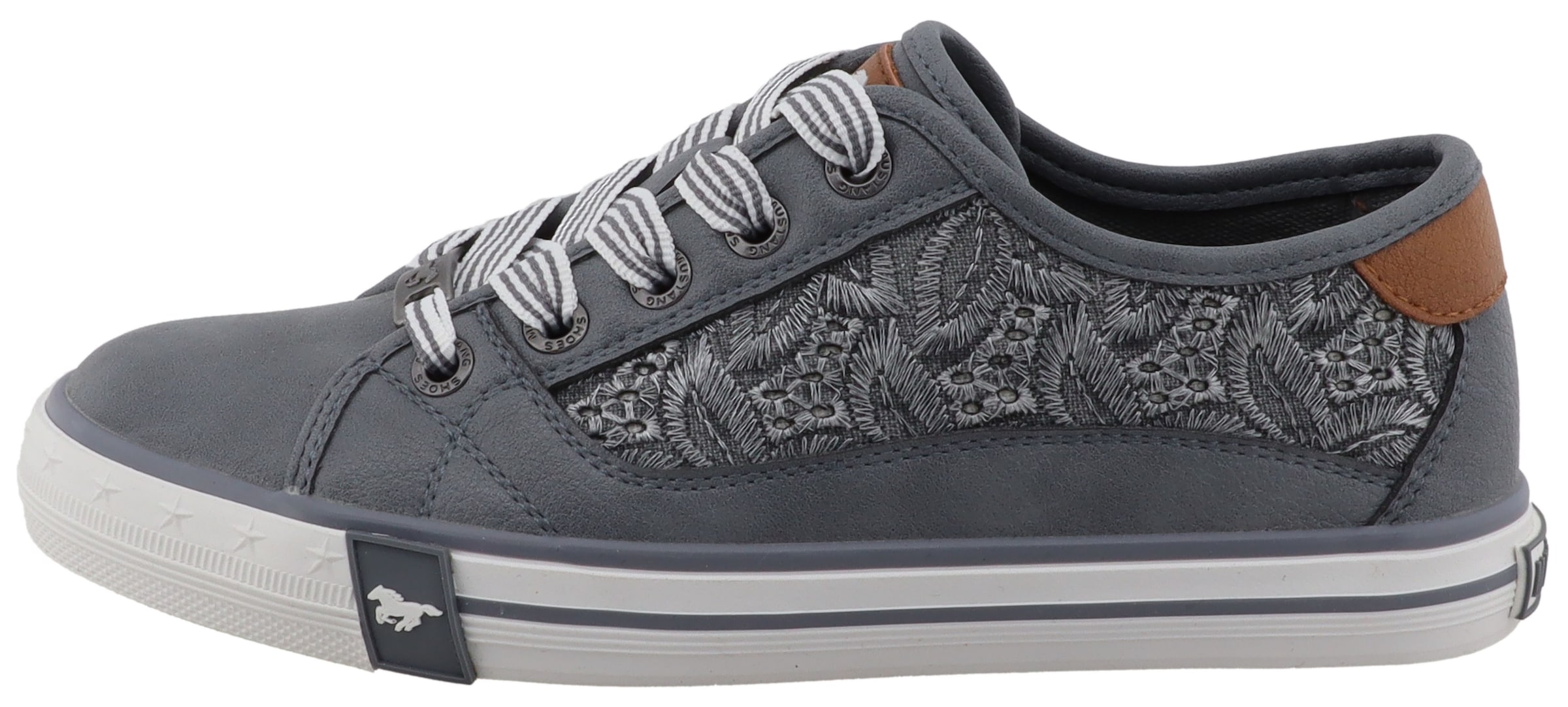 Mustang Shoes Sneakers »Gaspare«  Chaussure de loisirs, à lacets, chaussure basse avec broderie florale