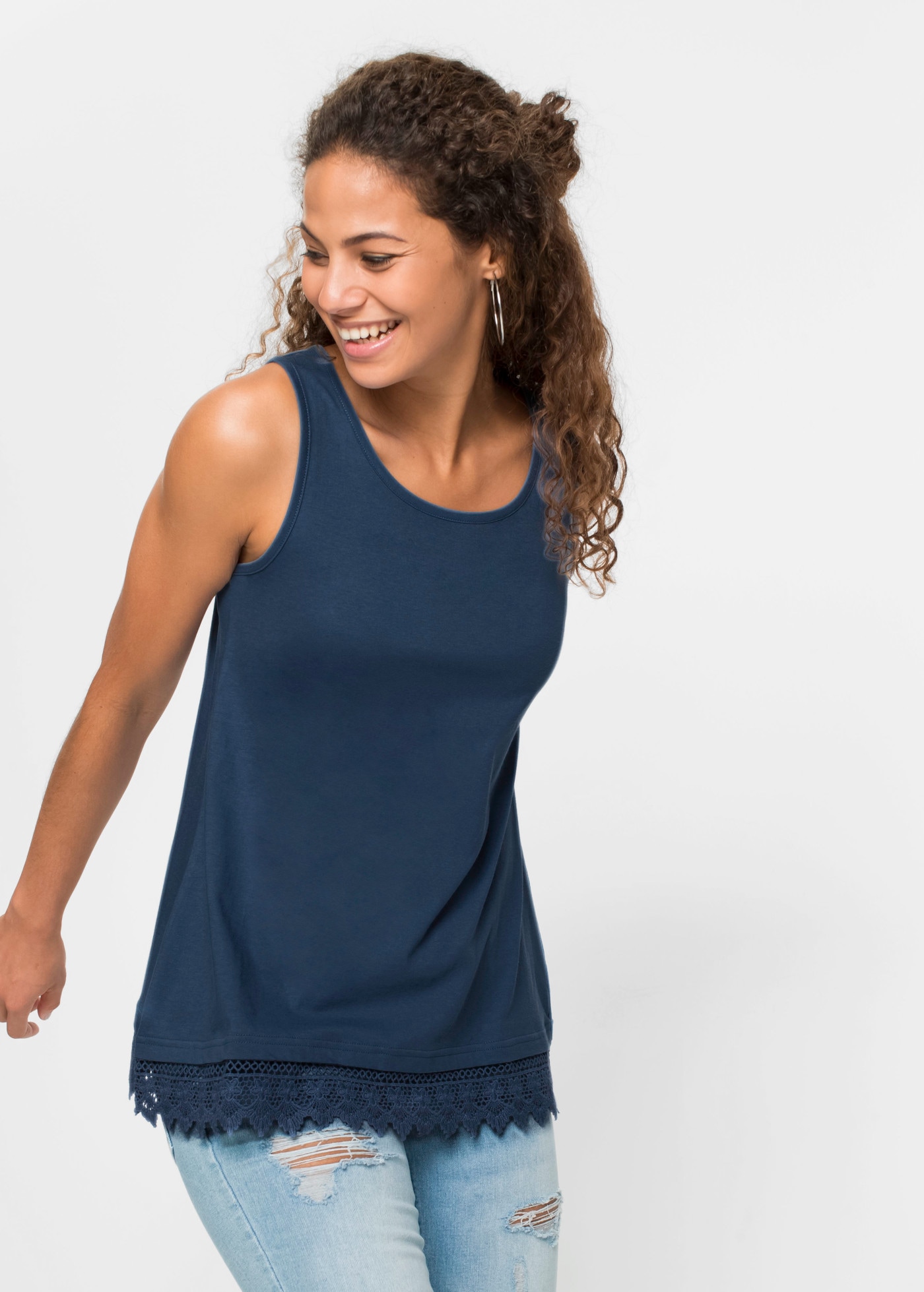 bonprix Haut de chemise Paquet, lot de 2,  coupe confortable, bordure délicate en dentelle à l'ourlet, coupe cintrée