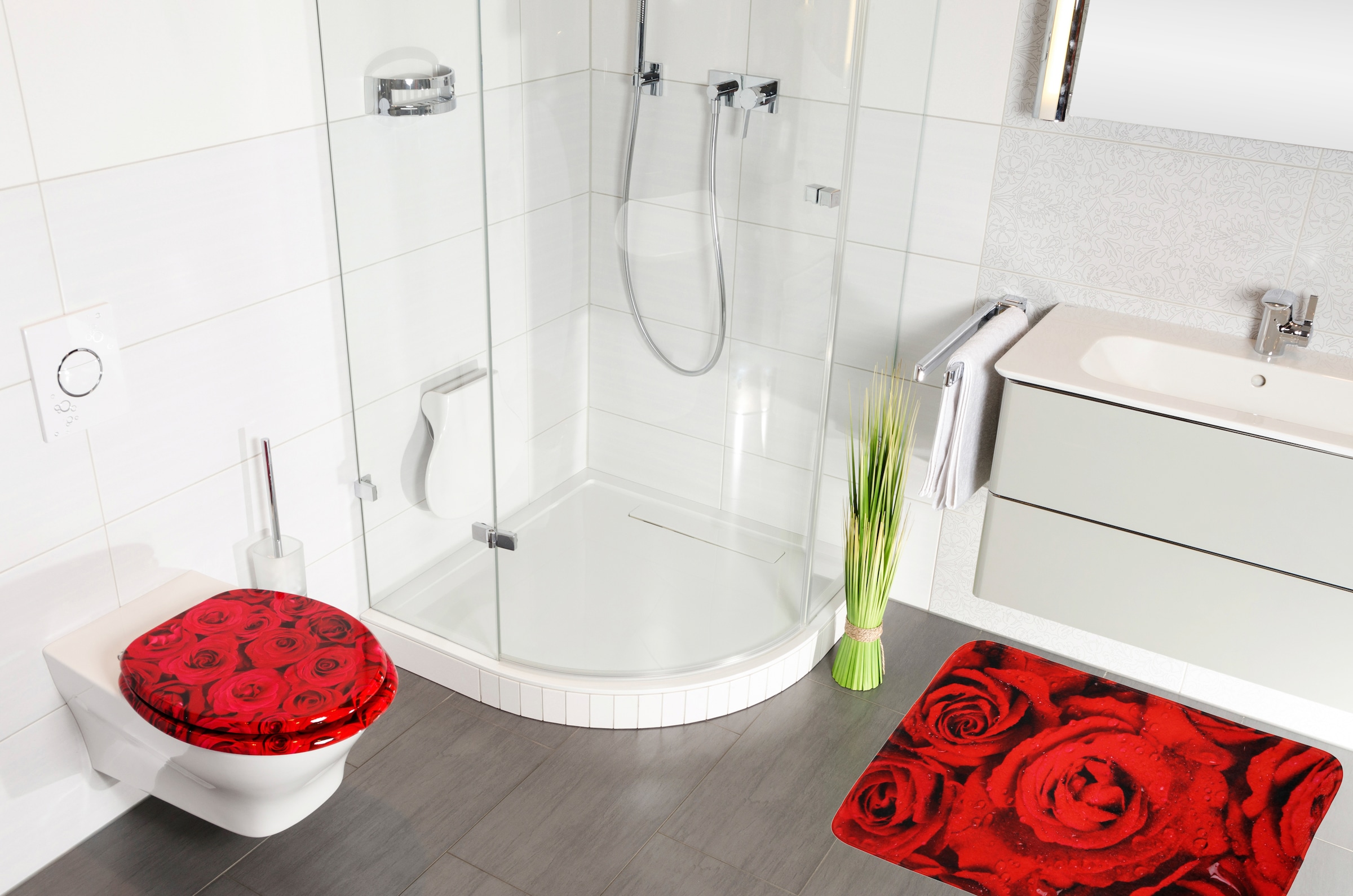 Sanilo Badaccessoire-Set »Rosen« bestehend aus WC-Sitz, Badteppich, Stöpsel, Seifenspender, WC-Bürste