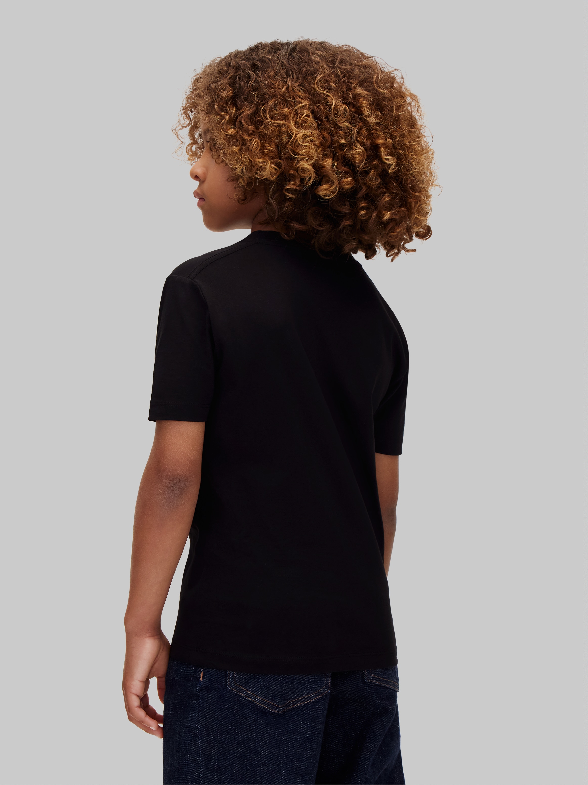 Calvin Klein Jeans T-Shirt »CK SMALL CHEST CIRCLE SS T-SHIRT« Regular fit mit Rundhalsausschnitt