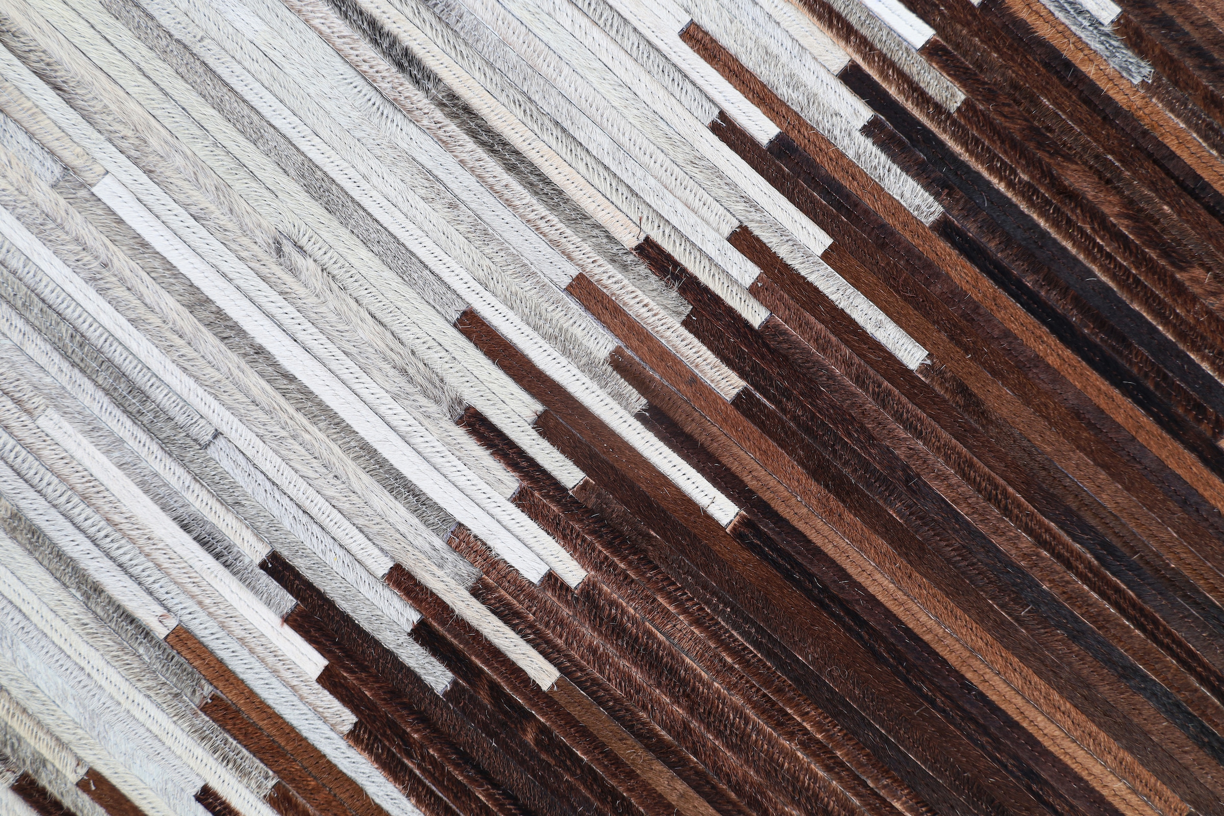 Myflair Möbel & Accessoires Tapis en fourrure »Urban Hide, echtes Rinderfell, LAGERRÄUMUNG« Rectangulaire 10 mm Höhe fait main, produit naturel, structure naturelle & look premium