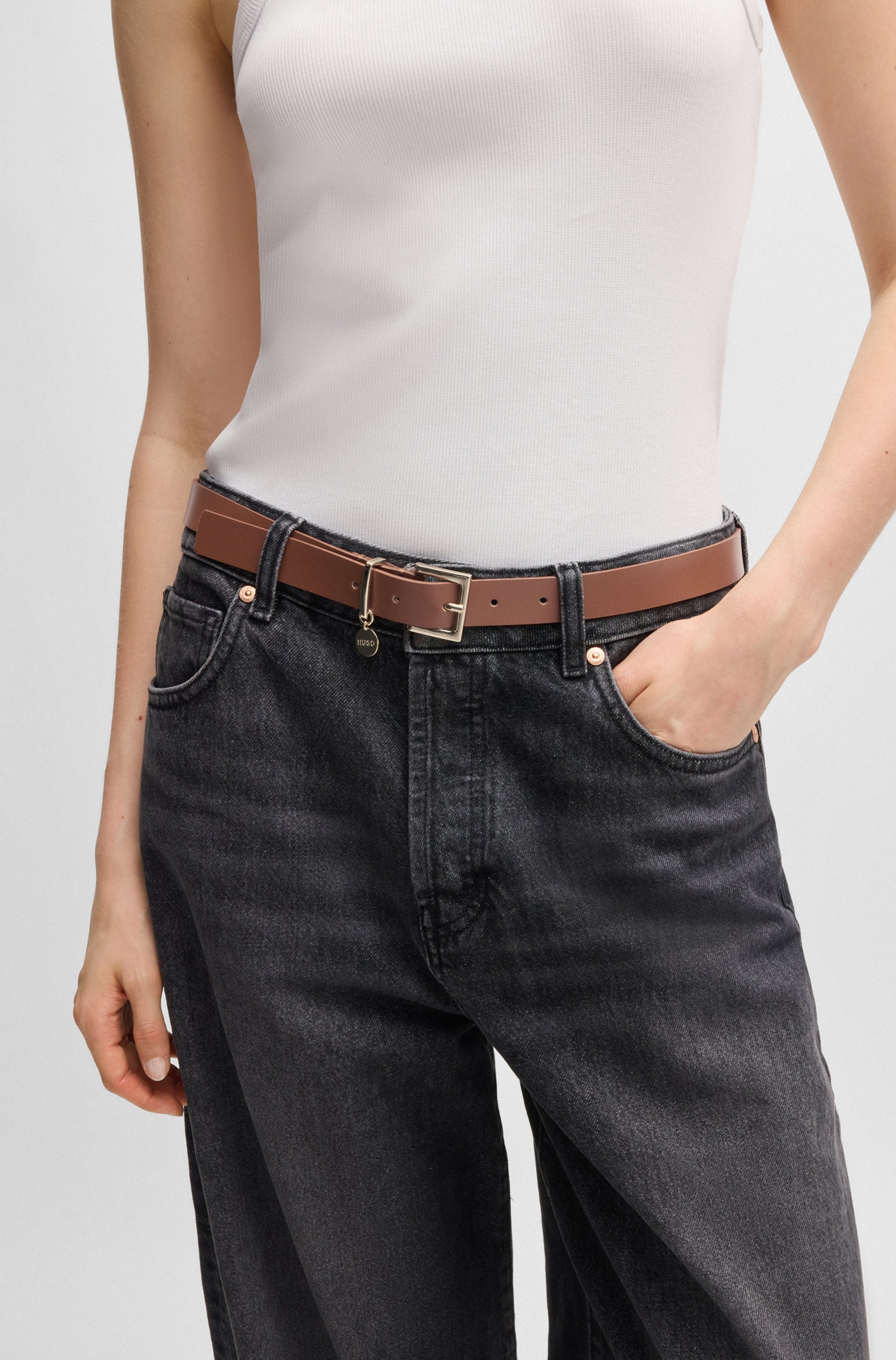 HUGO Ledergürtel »Amelia-G Sz25« Stilvoller Verschluss mit Logo Anhänger