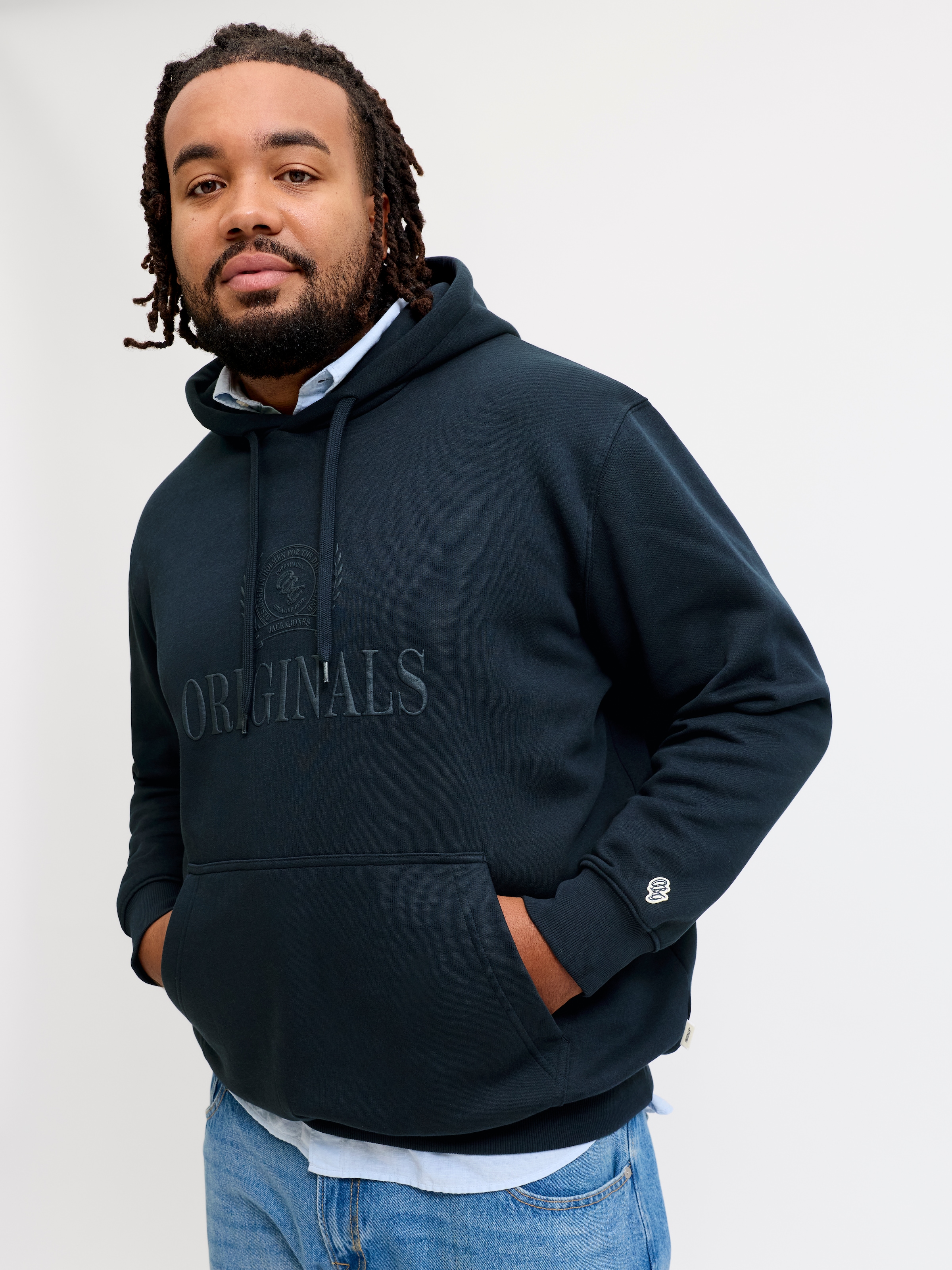 Jack & Jones PlusSize Sweat à capuche »JORFREDERIKSBERG MONOGRAM SWEAT HOOD PLS«, mélange coton, coupe régulière

