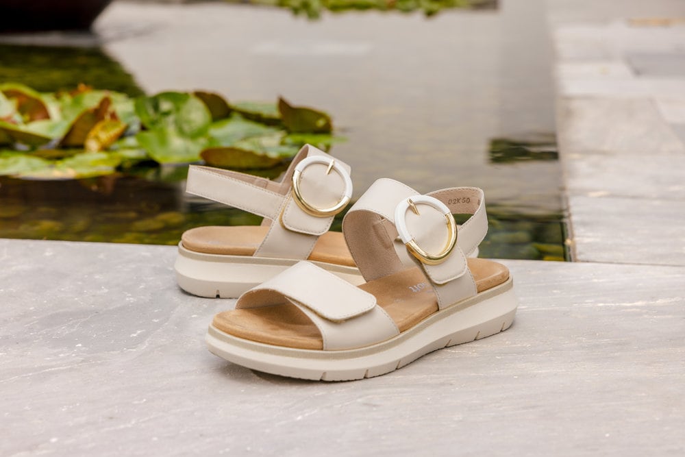 Remonte Riemchensandale  , Sandale, Bequemschuh, Sommerschuh mit praktischen Klettverschlüssen