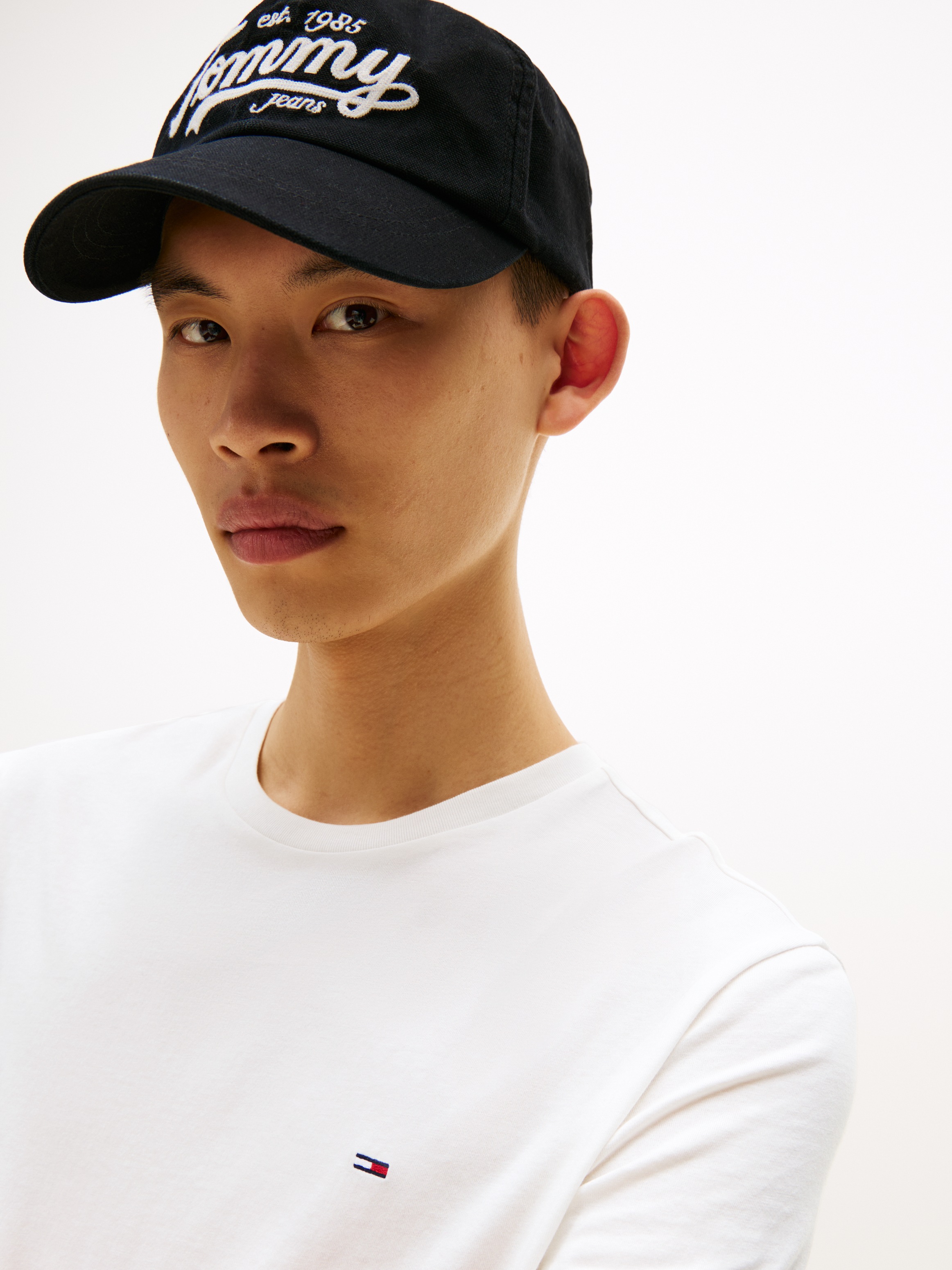 Tommy Jeans T-shirt »TJM XSLIM 3 PACK TEE« Mit Rundhalsausschnitt