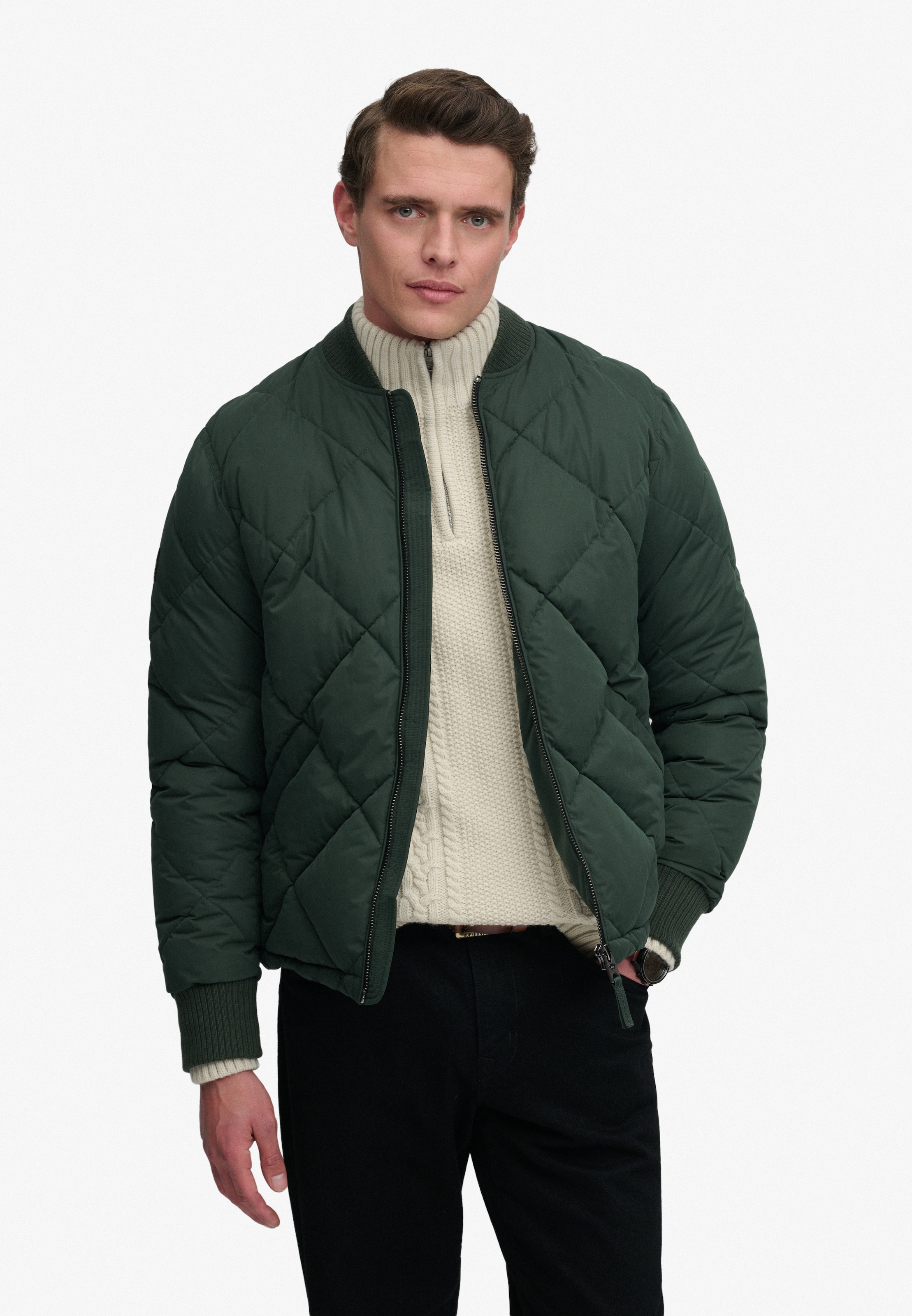 Superdry Veste matelassée »DIAMOND QUILT JACKET« Regular Fit, avec fermeture éclair, en polyester et fibre synthétique