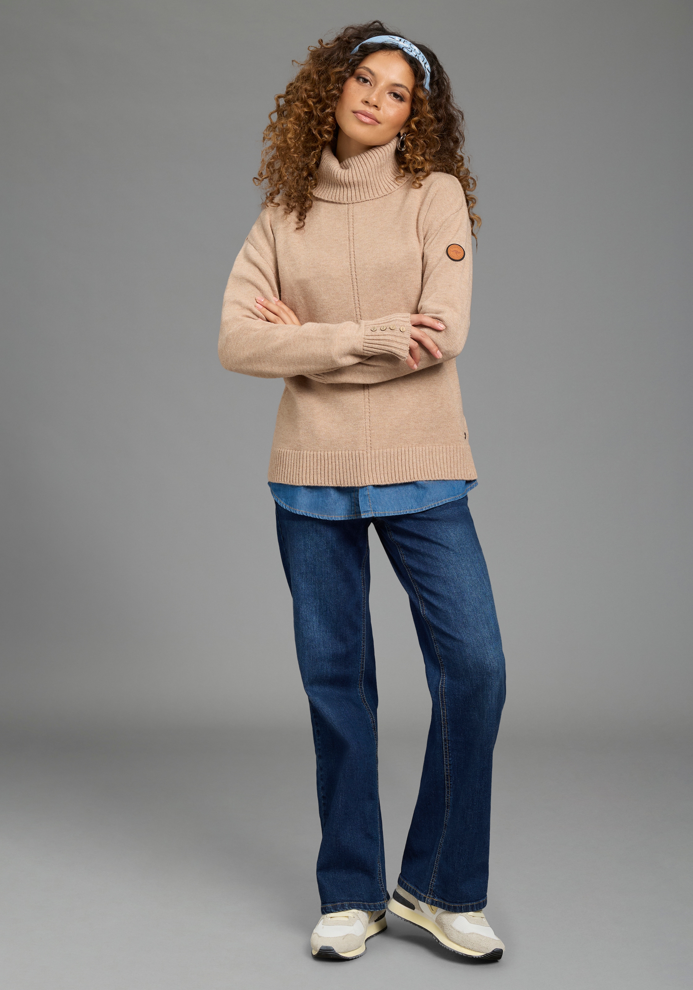 KangaROOS Rollkragenpullover mit Rollkragen, hüftlange Form, lässig geschnitten