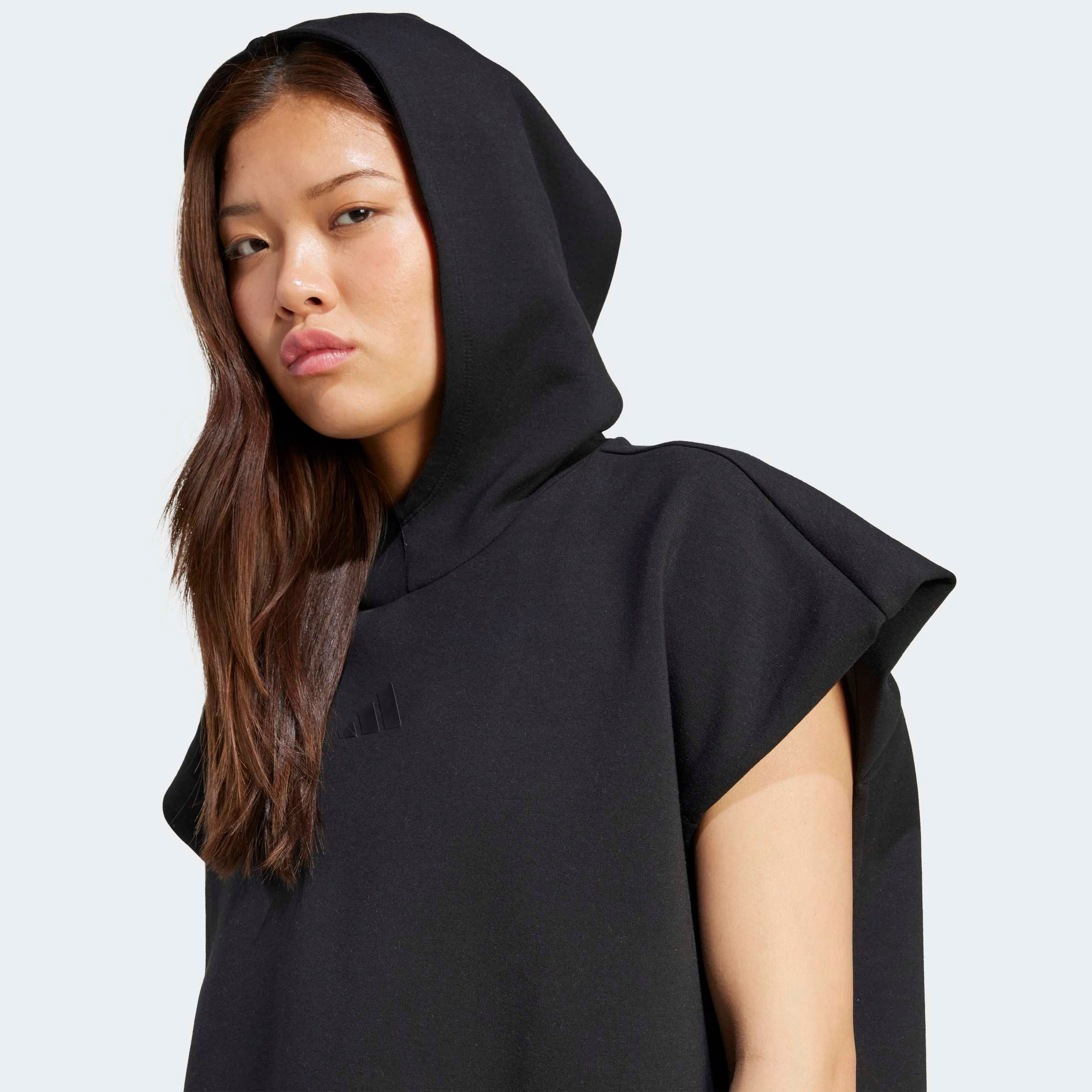 adidas Sportswear Sweatshirt »SOFT LUX LOCKERER ÄRMELLOSER HOODIE«, ärmellos, mit integrierter Kapuze, mit seitlichen Schlitzen
