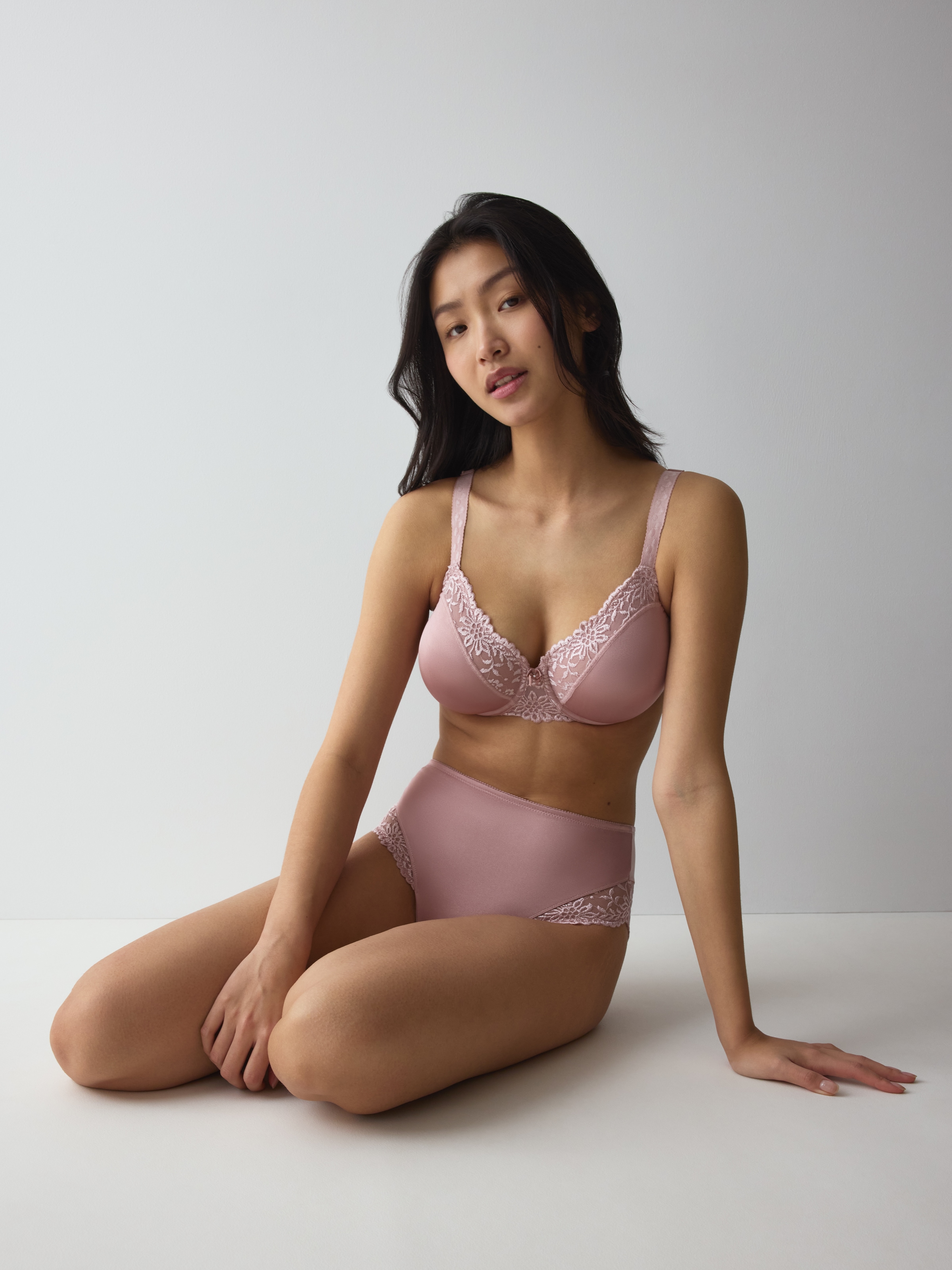 Triumph Slip »Ladyform Soft T Maxi« mit Spitzendetails
