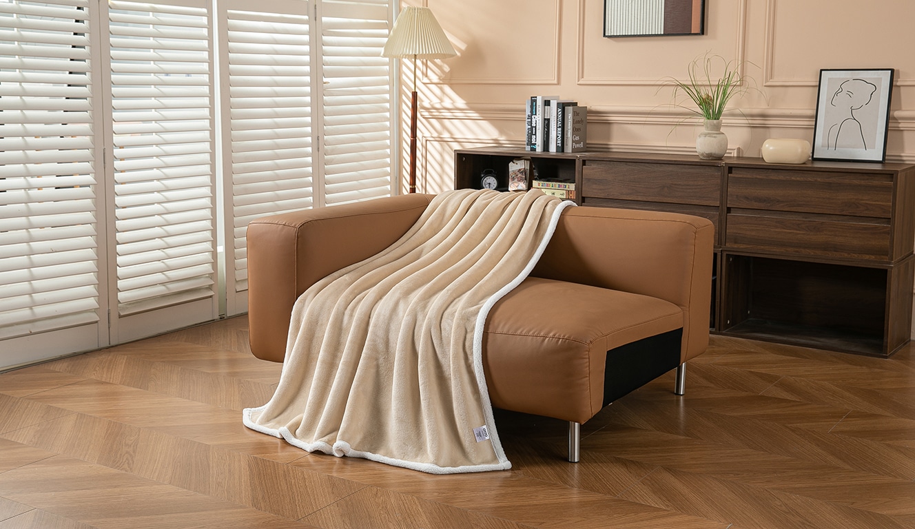 GOODproduct Wohndecke »Sennu« 420g/m², flauschige, Wohndecke mit Teddyoptik, Tagesdecke