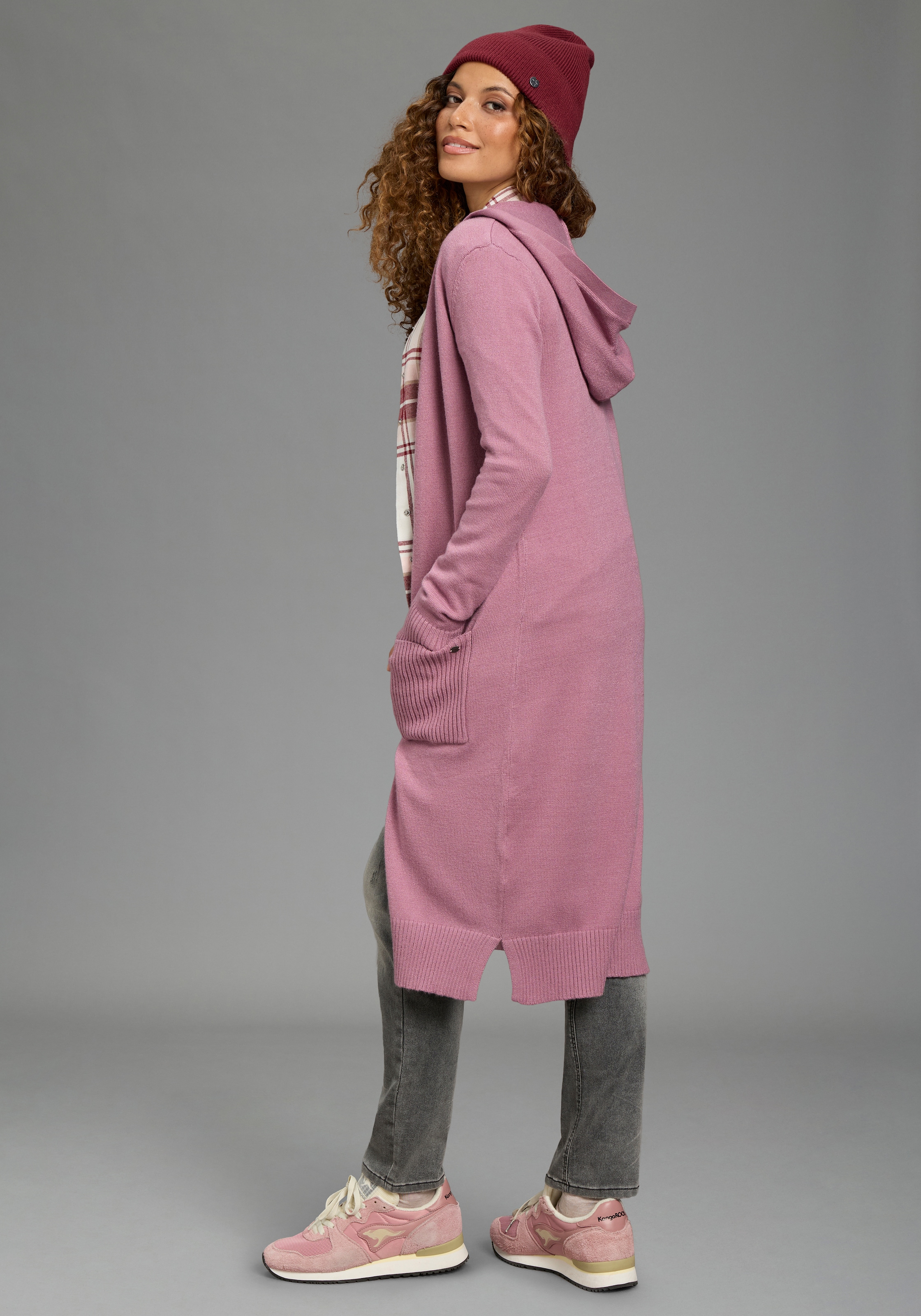 KangaROOS Cardigan long avec capuche, manches longues, coupe ajustée, sans fermeture