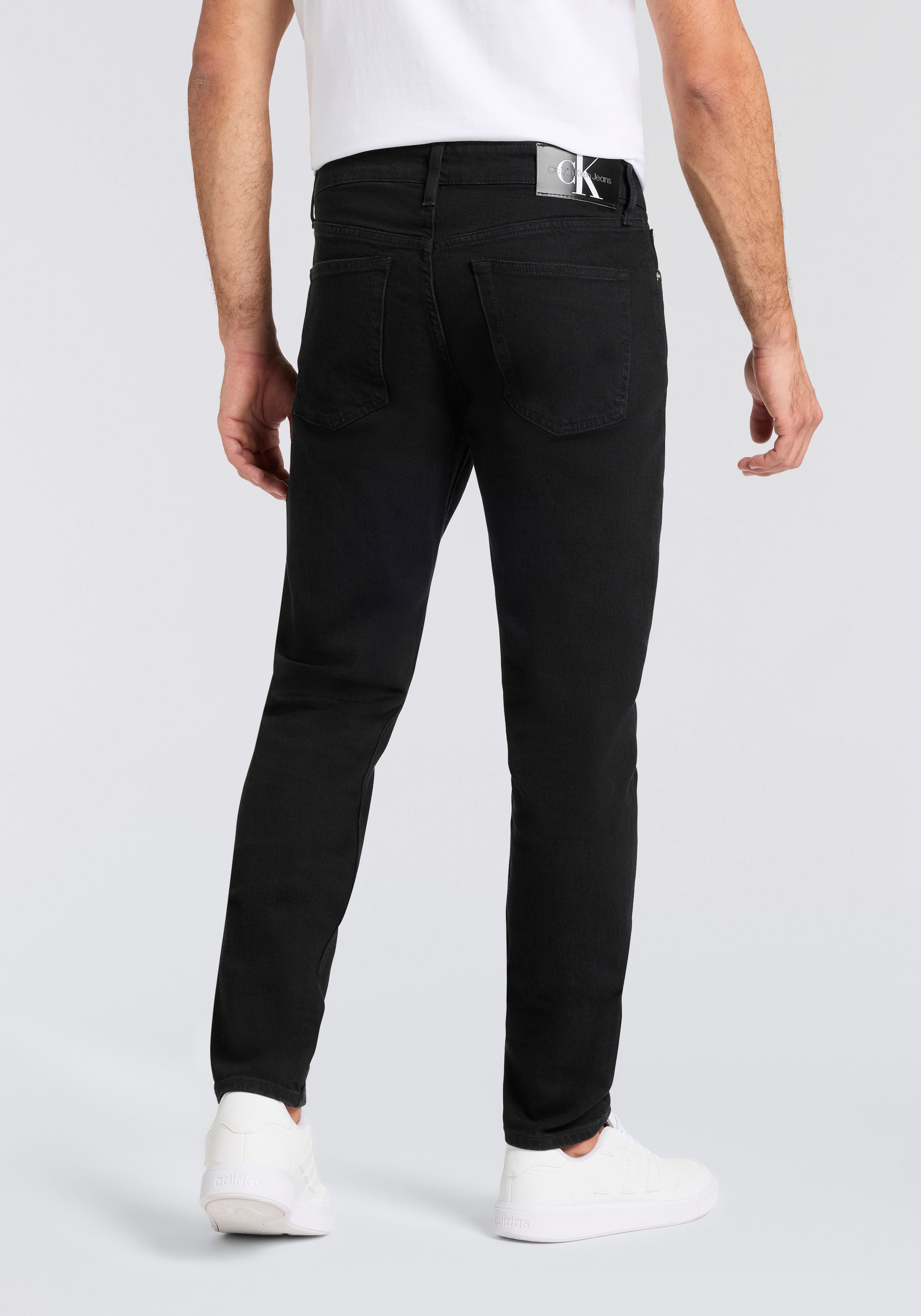Calvin Klein Jeans Jeans slim »SLIM TAPER« mit Markenlabel