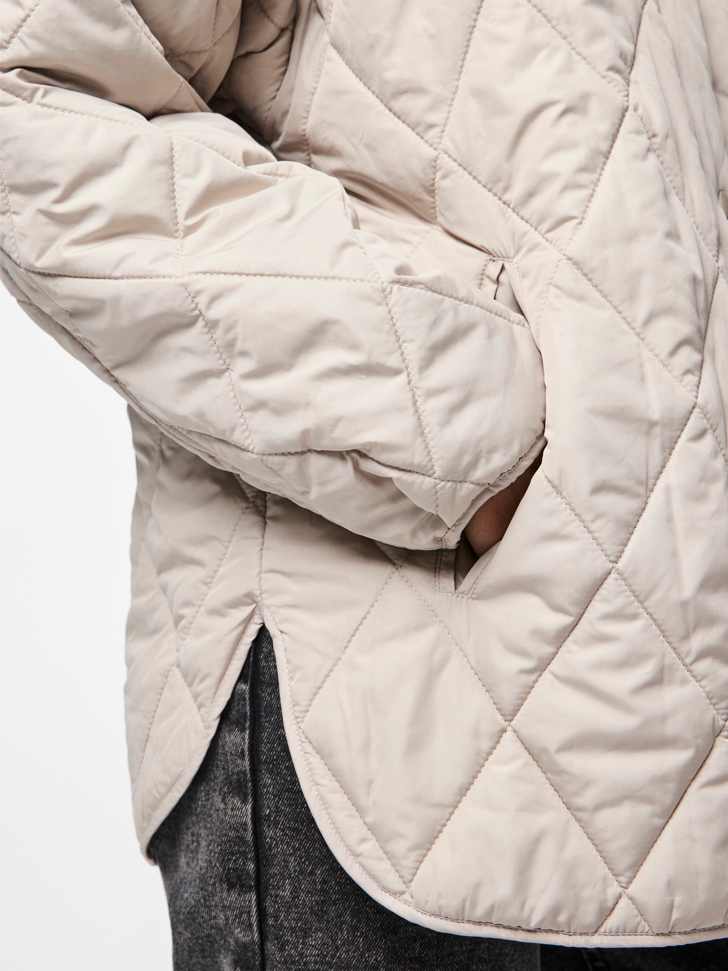 pieces Veste matelassée »PCSTELLA QUILTED JACKET NOOS BC« Kunstfaser