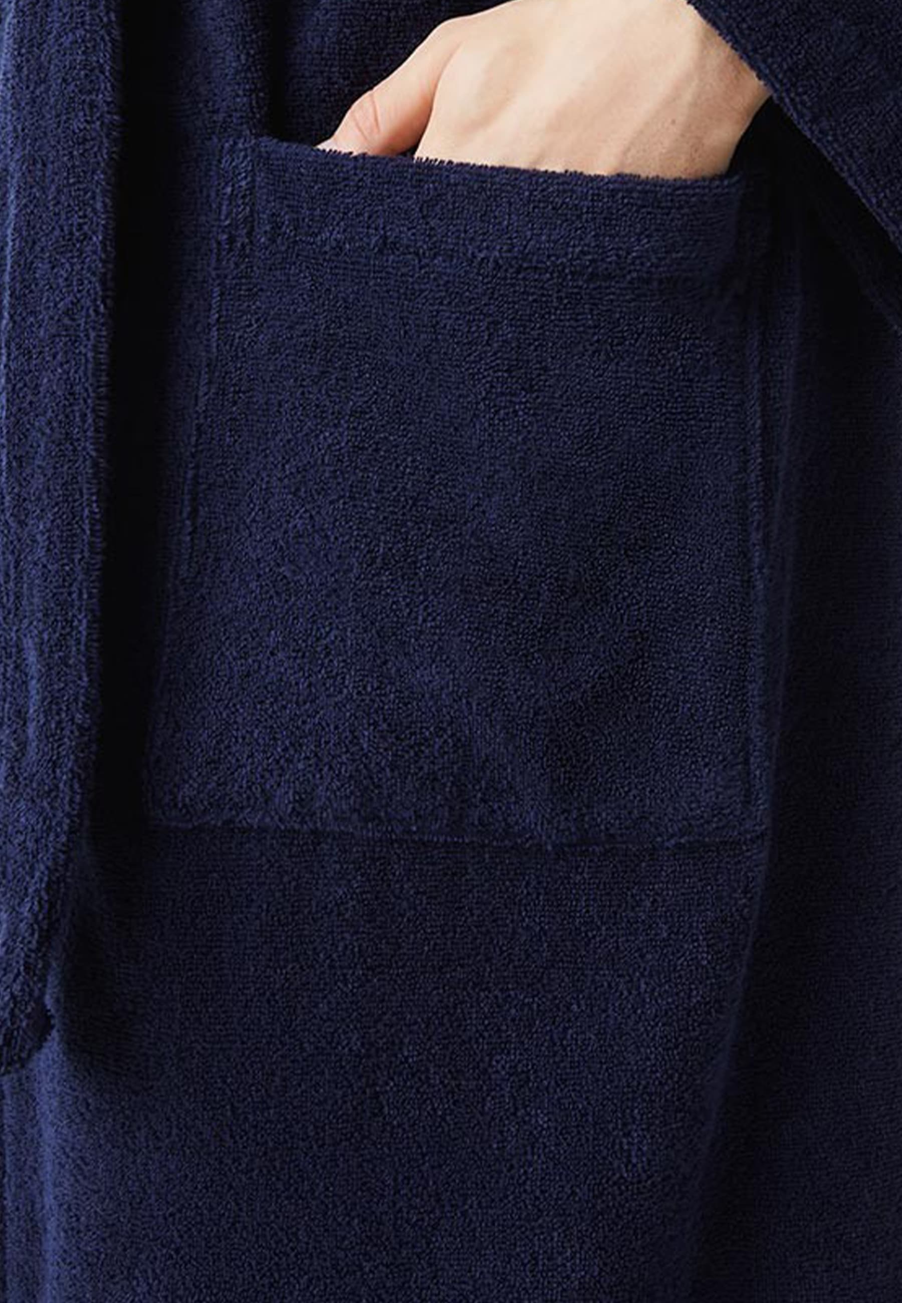 Lacoste Bademantel »LCLUB« 1 Stk. mit Label-Applikationen