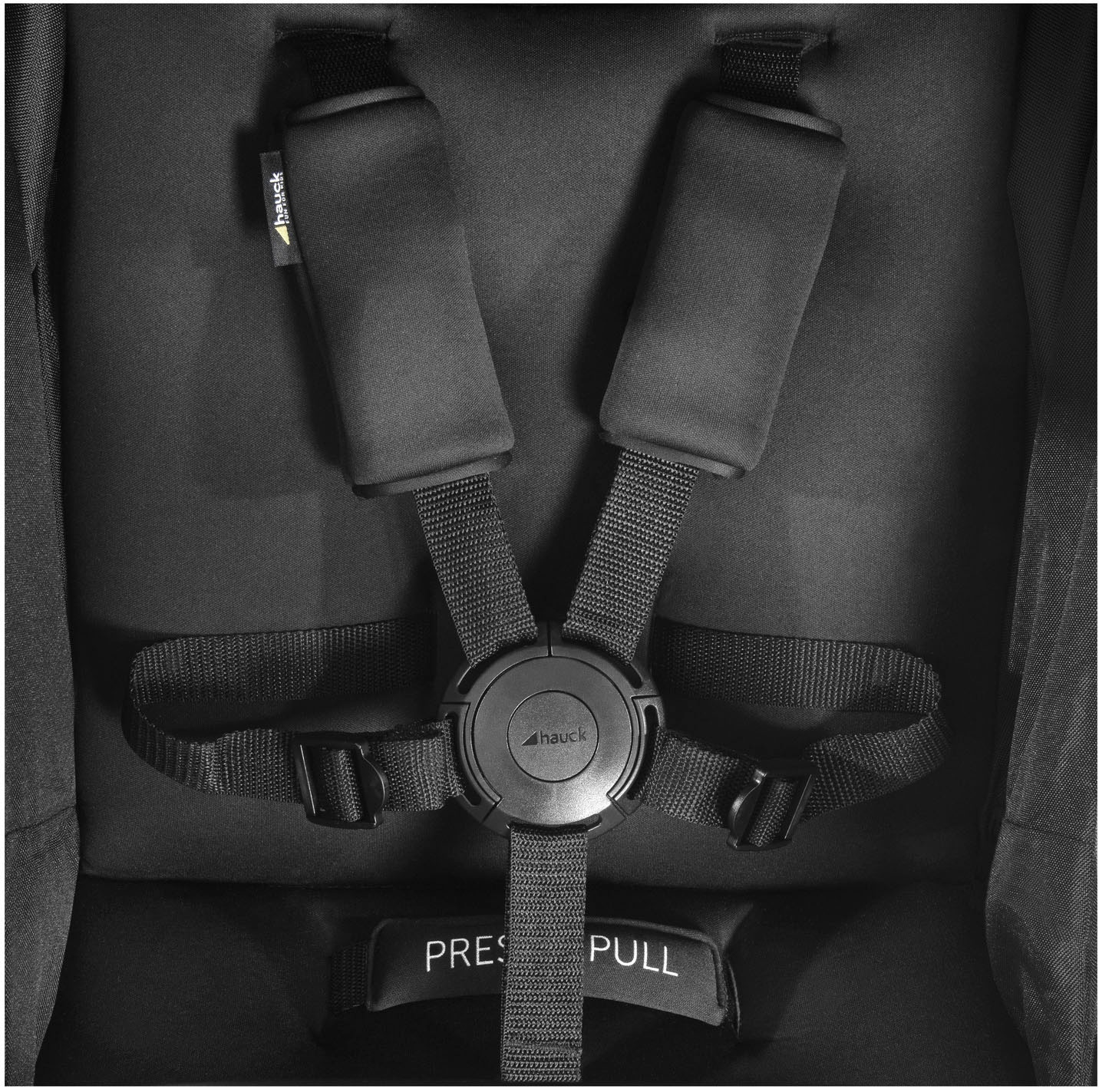 Hauck Kinder-Buggy »Rapid 4D Air, black« mit verlängerbarem 3-Zonen Verdeck