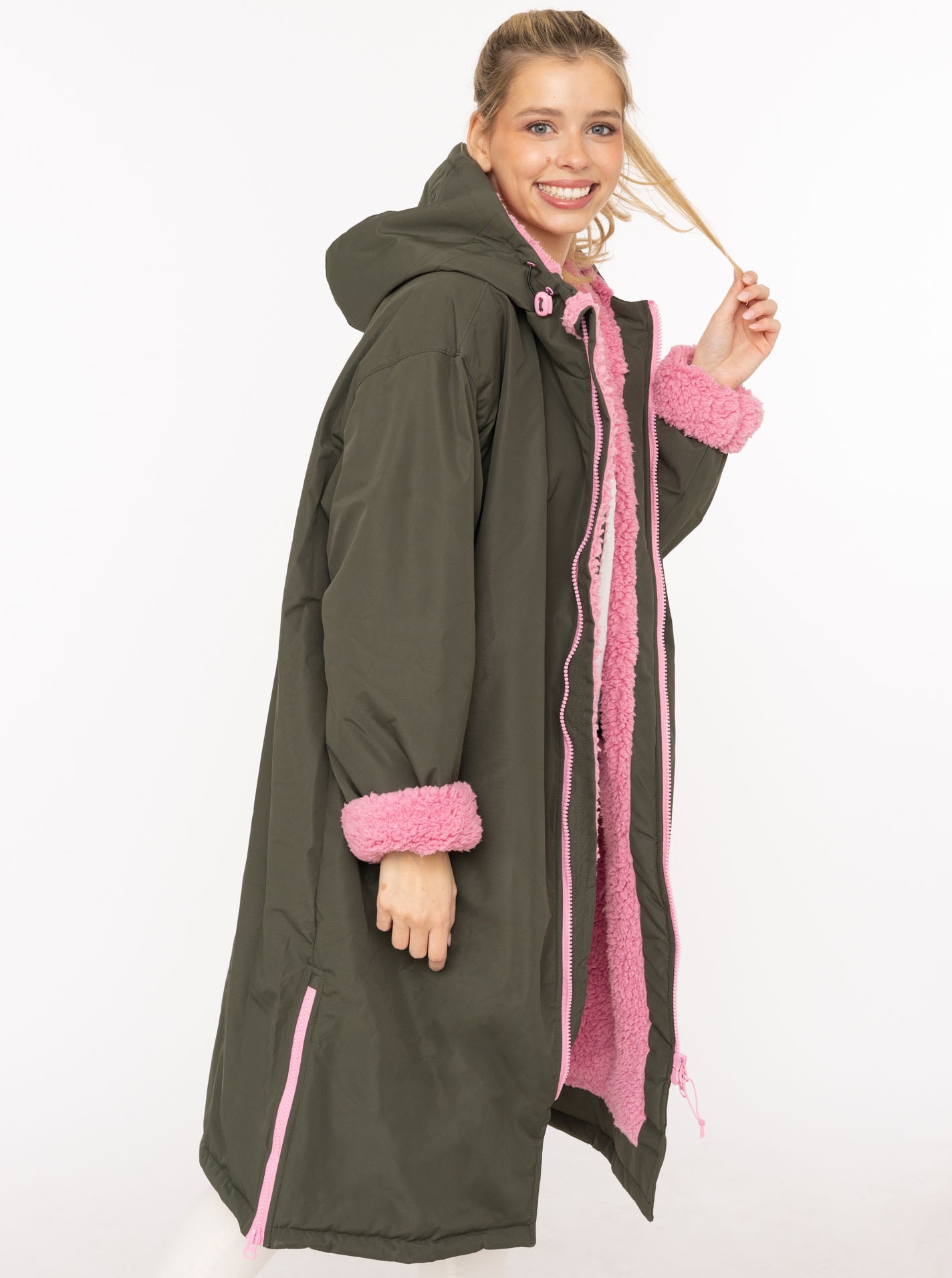 Zwillingsherz Kurzmantel »"Oversize Windjacke ZH"« seitliche Taschen, Kapuze, Reissverschluss, Teddy Futter