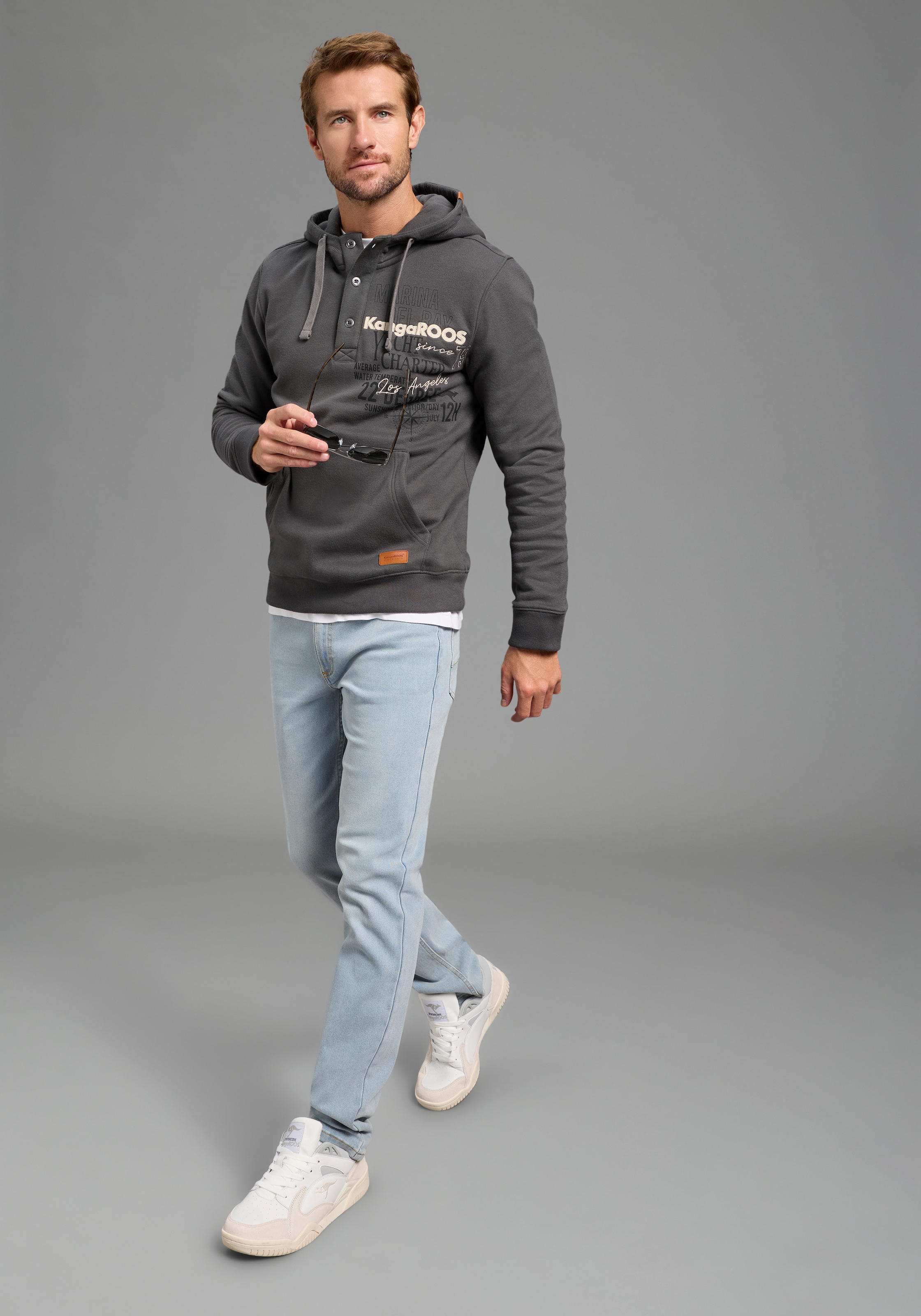 KangaROOS Sweat à capuche , mit Kapuze und Kordelzug, mit Kängurutasche, Langarm-Design
