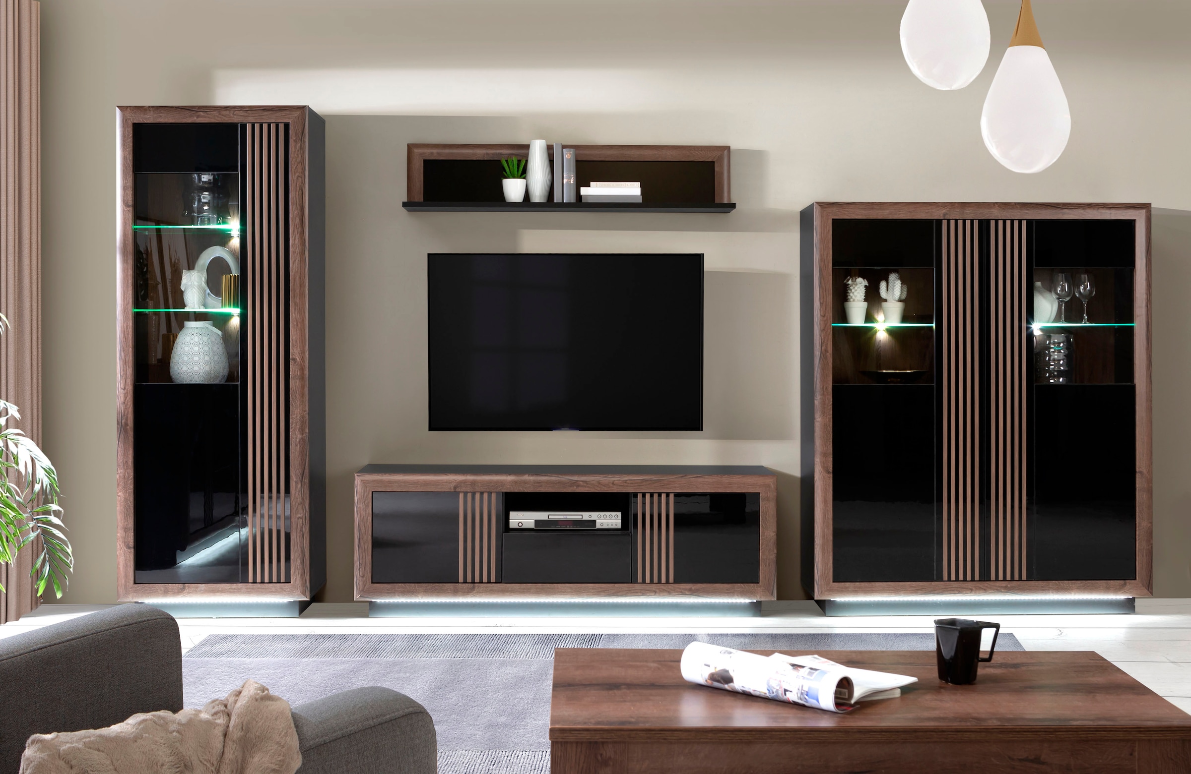 FORTE Highboard »Savona« Höhe 161 cm, inkl. Sockelbeleuchtung