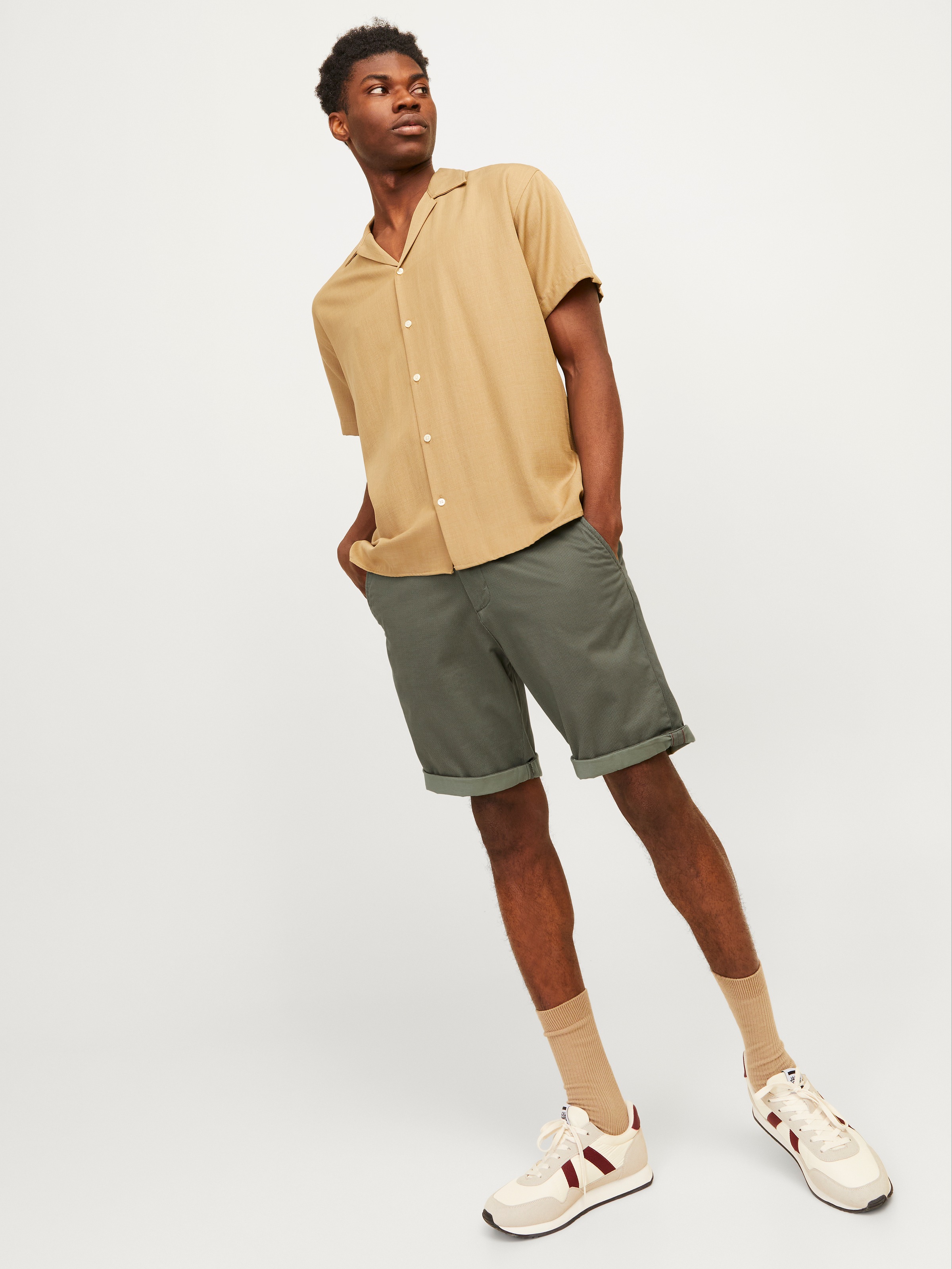 Jack & Jones Chinoshorts »JPSTBOWIE JJSHORT SA«