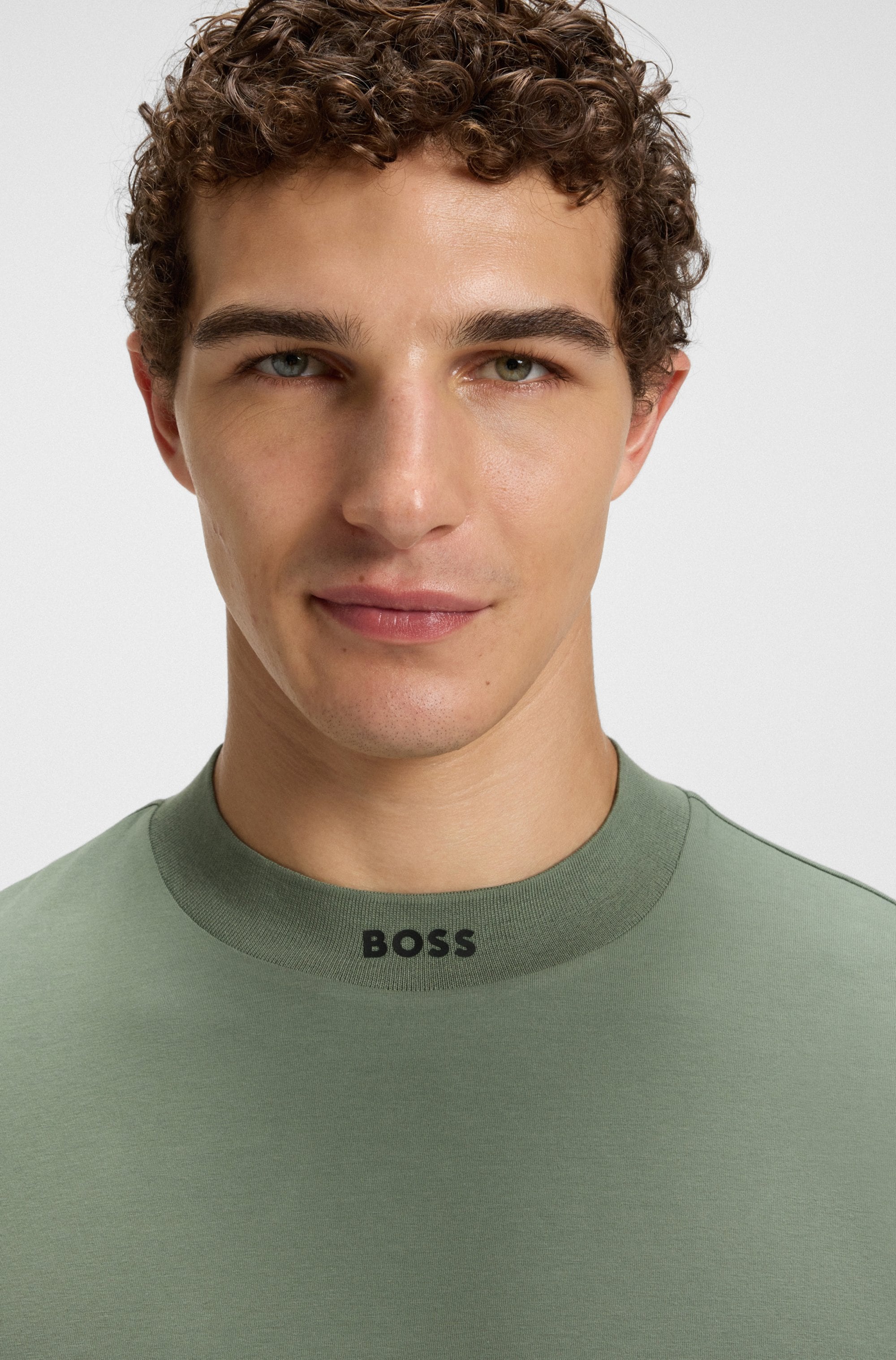BOSS GREEN T-Shirt »Tee Collar Zone« mit Logo am Ausschnitt