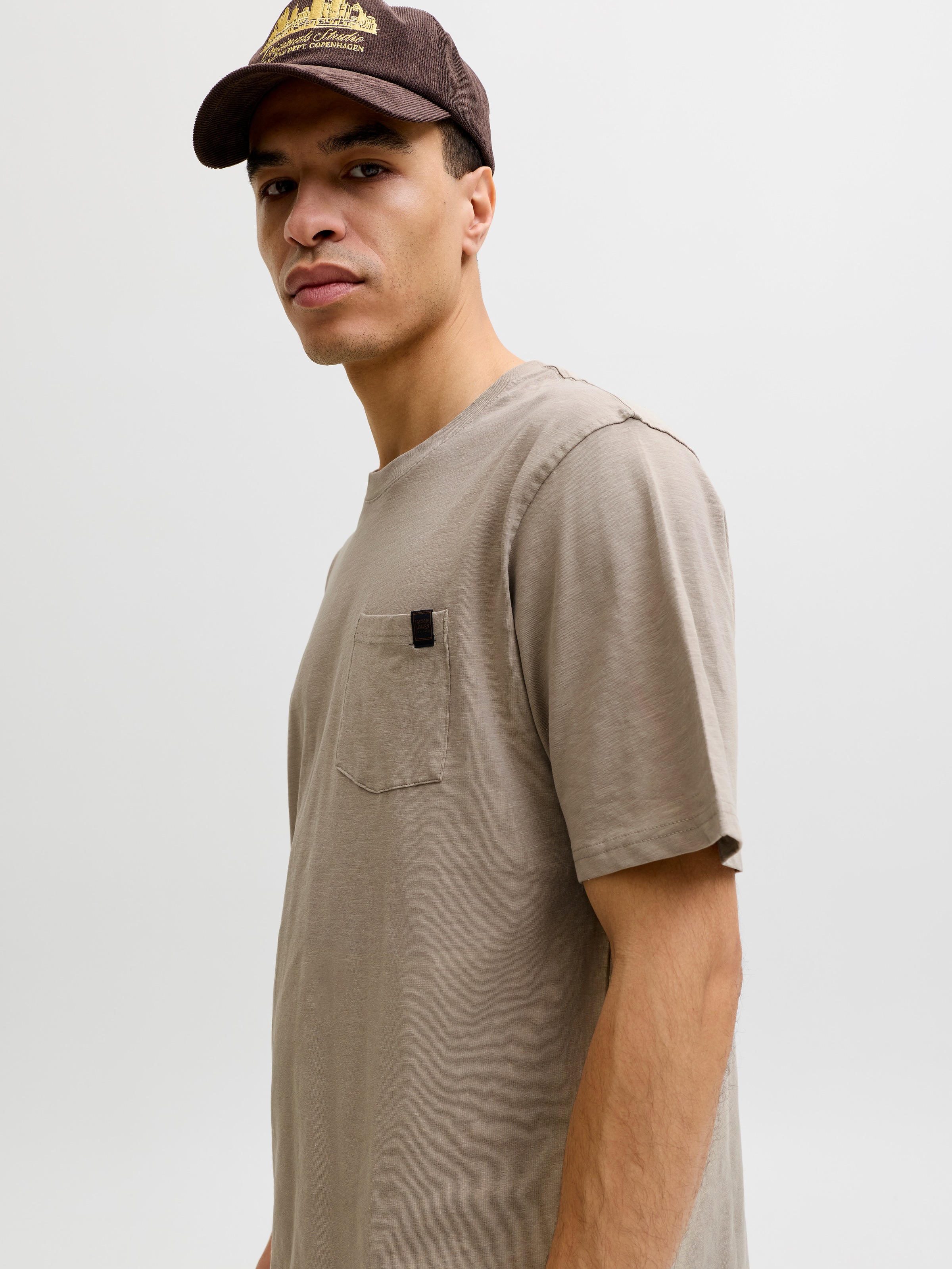 Jack & Jones T-shirt à manches courtes »JJEDOVER SLUB TEE SS NOOS« mélange coton, coupe décontractée