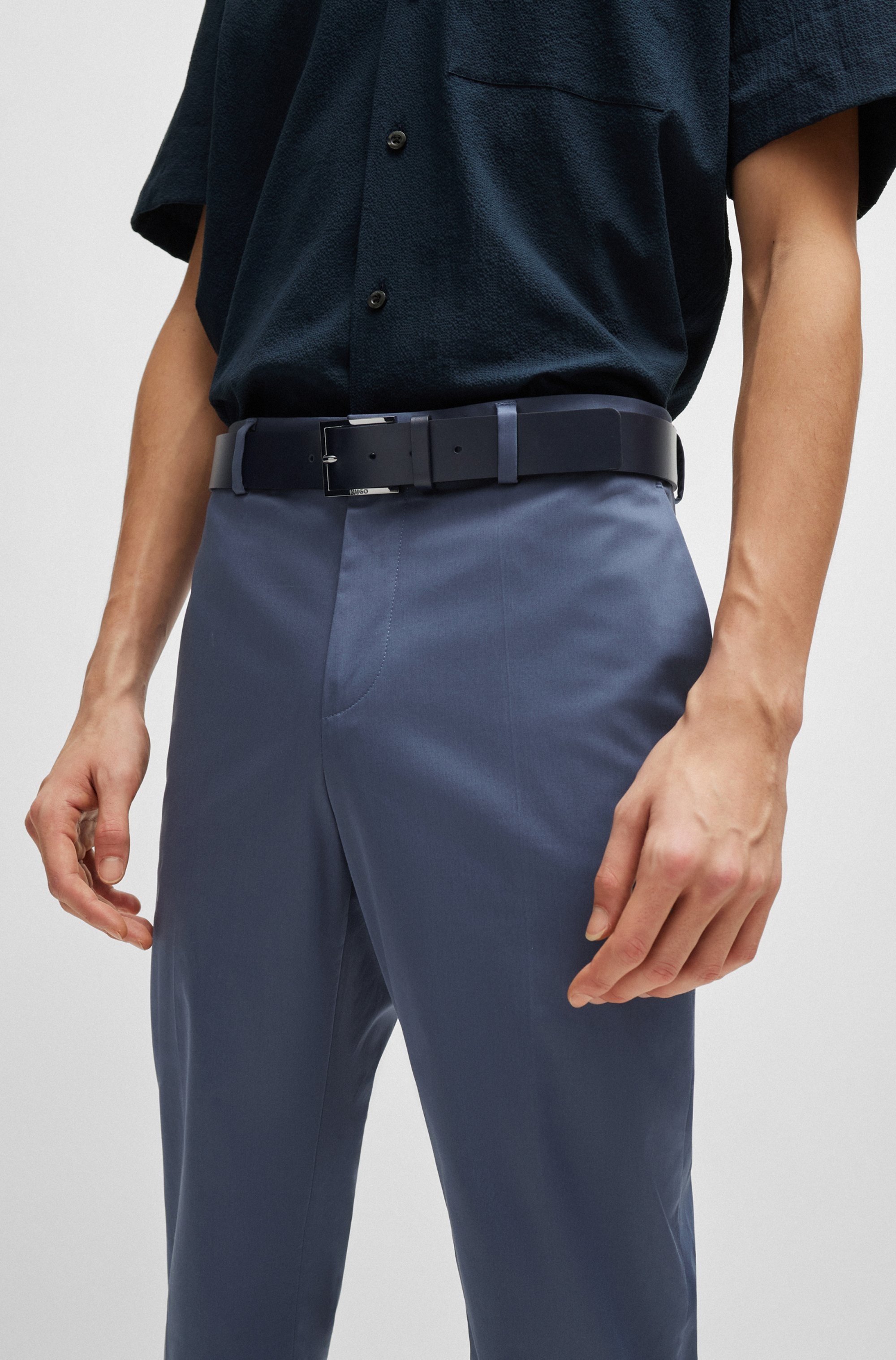 HUGO Ceinture en cuir »Geek_Sz35« mit kontrastfarbenen Nähten und dezenter Metallschliesse