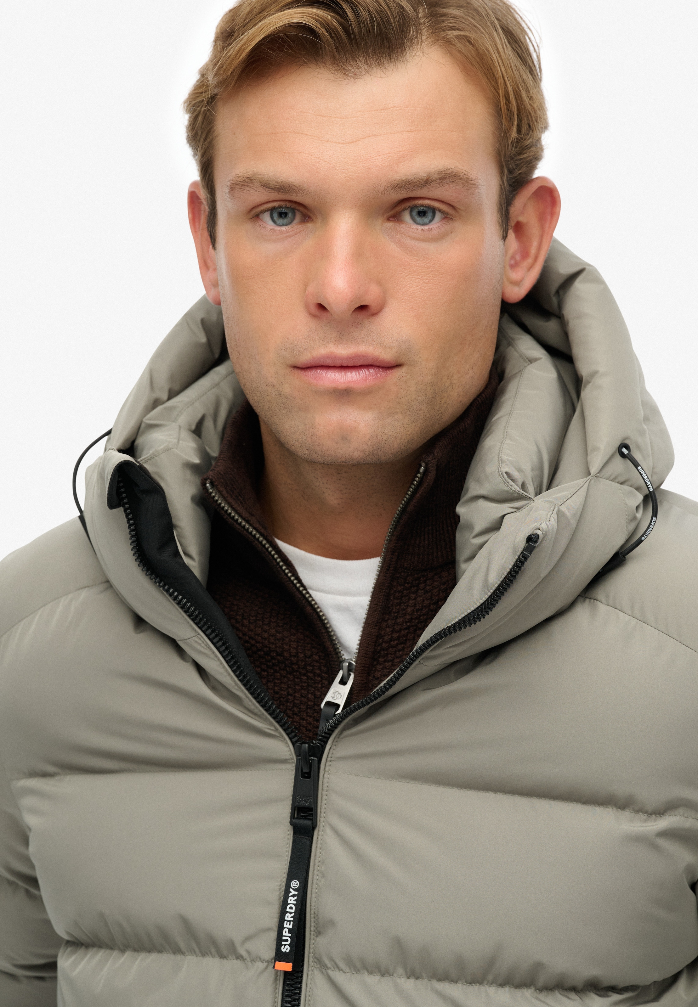 Superdry »HOODED SPORTS PUFFER JACKET« mit Kapuze Kunstfaser, relaxed fit
