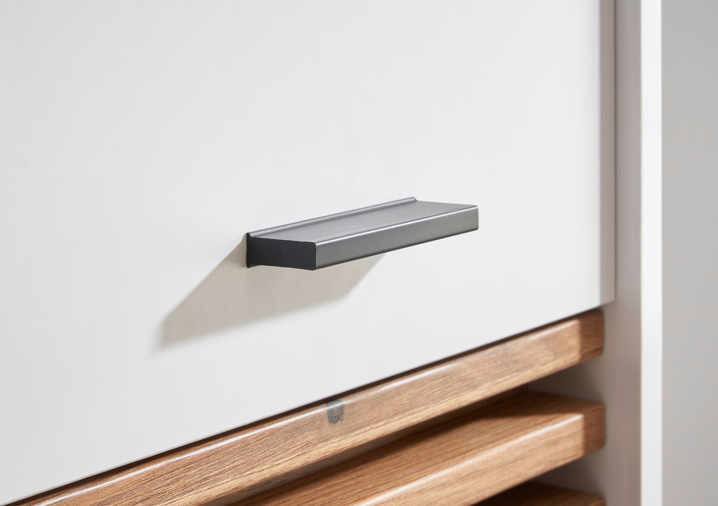 BASIC by Balculina Hochschrank »Liguria B/H/T 38x191x35 cm« 1 Stk. tlg. Breite 38cm, Unterflurauszug, FSC-Mix 70%