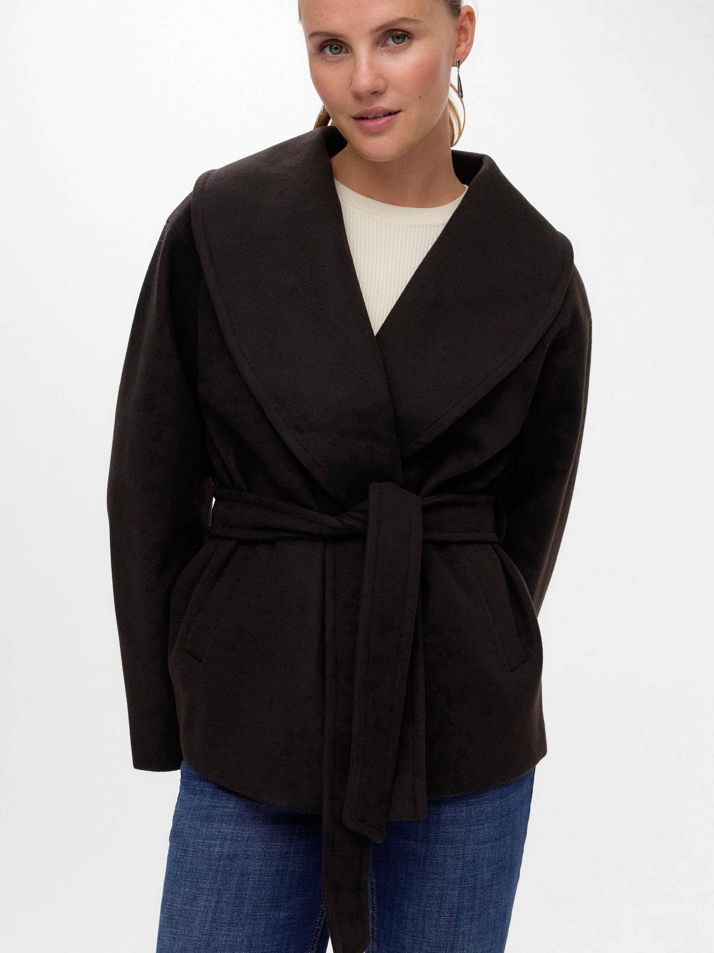 Vero Moda Veste courte »VMANNE BERGEN JACKET GA NOOS« fibre synthétique