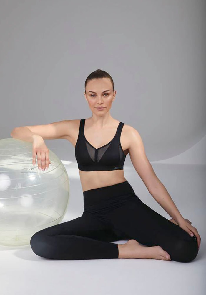 Anita since 1886 Sport-BH Atmungsaktive Schale in triangelform, ultraleichtes Netz im Aussencup