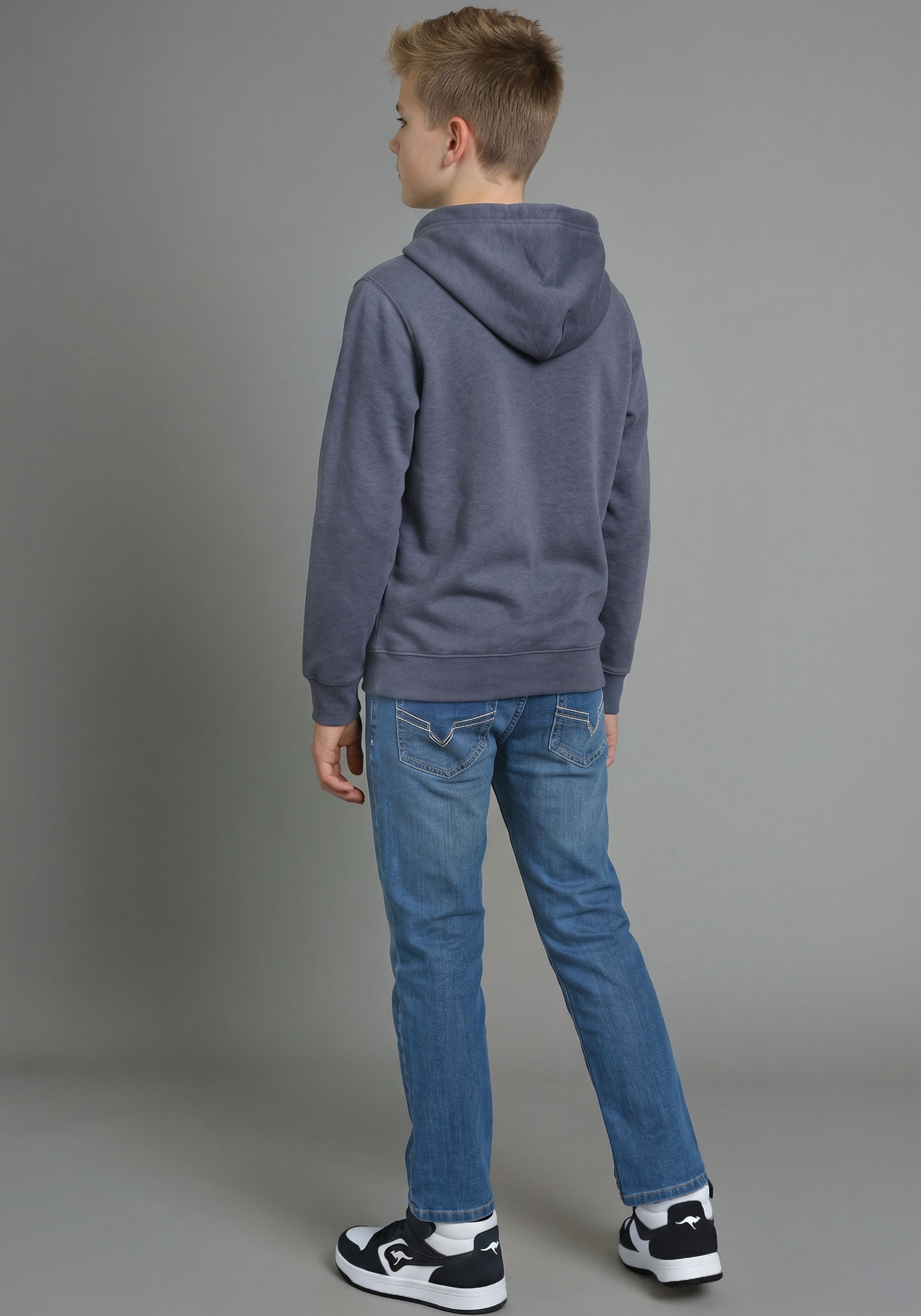 H.I.S Kapuzensweatshirt »mit Badge in melierter Ware für Jungen«, Für TEENS. Hoodie mit kleinem Badge
