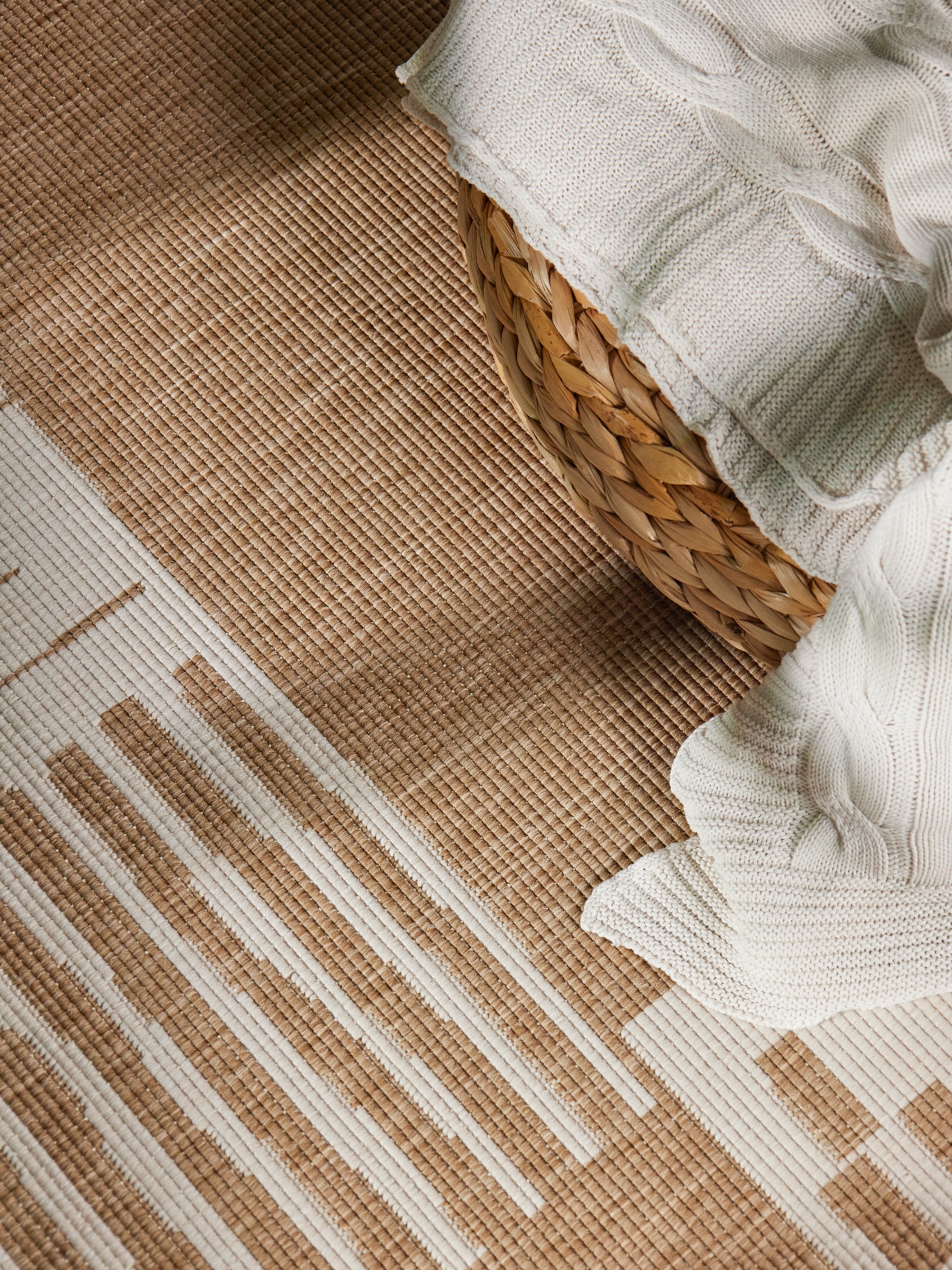 Ted Baker Teppich »Acacia , Wendeteppich« rechteckig 8 mm Höhe Designteppich, Wetterfest, Pflegeleicht, Modern, Wohnzimmer, Terrasse