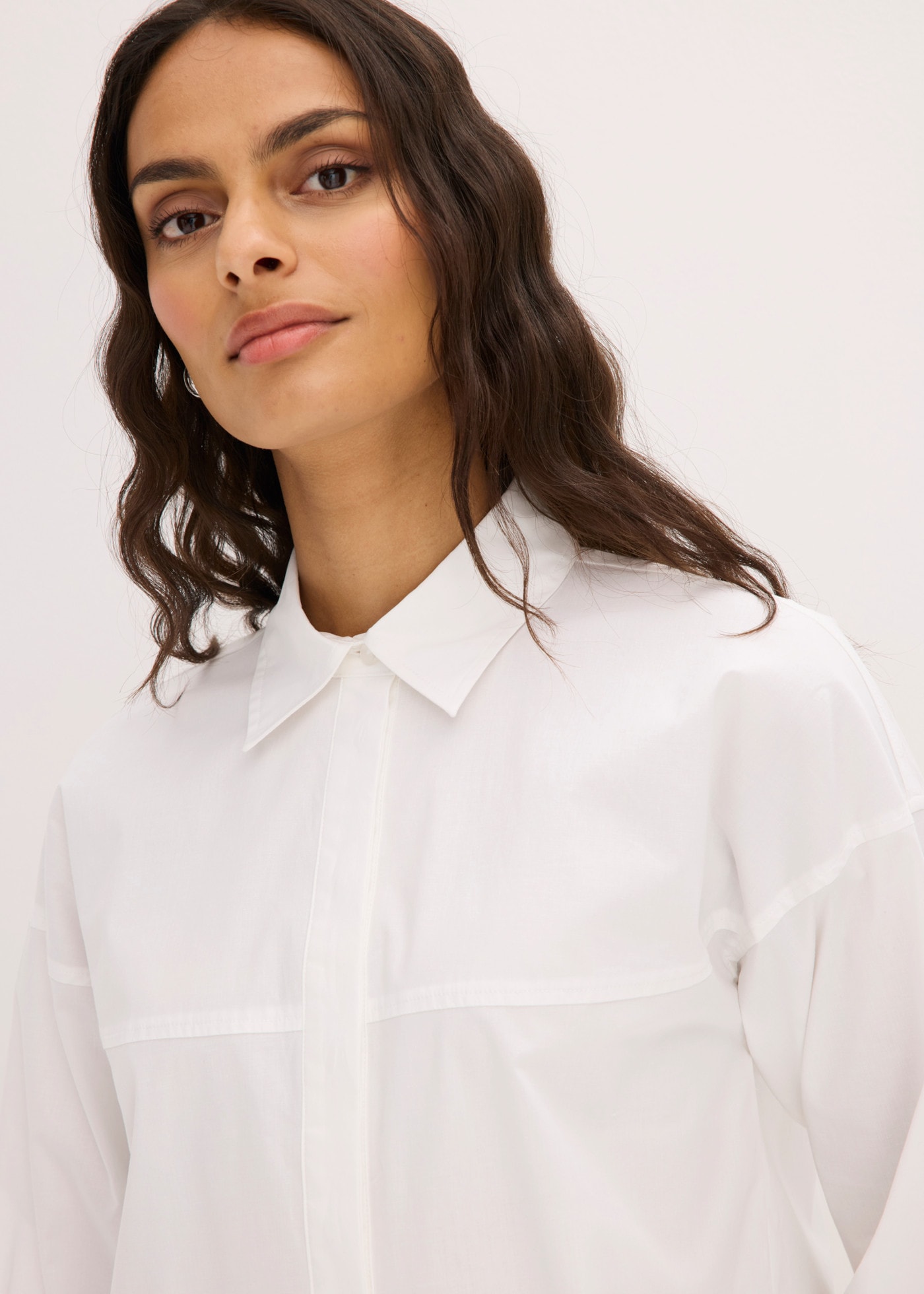 bonprix Blouse à manches longues blouse ample, longueur hanche, coupe décontractée, manches longues